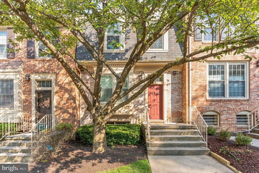 Updated and renovated 3 story townhome in Grosvenor Park. Enjoy the main living space with an eat in kitchen, spacious dining area, and bright living room leading to the back deck.  Upstairs you will find two large bedrooms with vaulted ceilings,  en suite bathrooms, and ample closet space. The lower level offers an additional room and full bathroom with a comfortable recreation room with a corner fireplace and wet bar and exits to the fenced in backyard area.
Conveniently located minutes to Grosvenor Metro, Grosvenor Market, Wildwood Shopping Center, and easy commutes to 495 and 270.  
Ready for move in immediately!