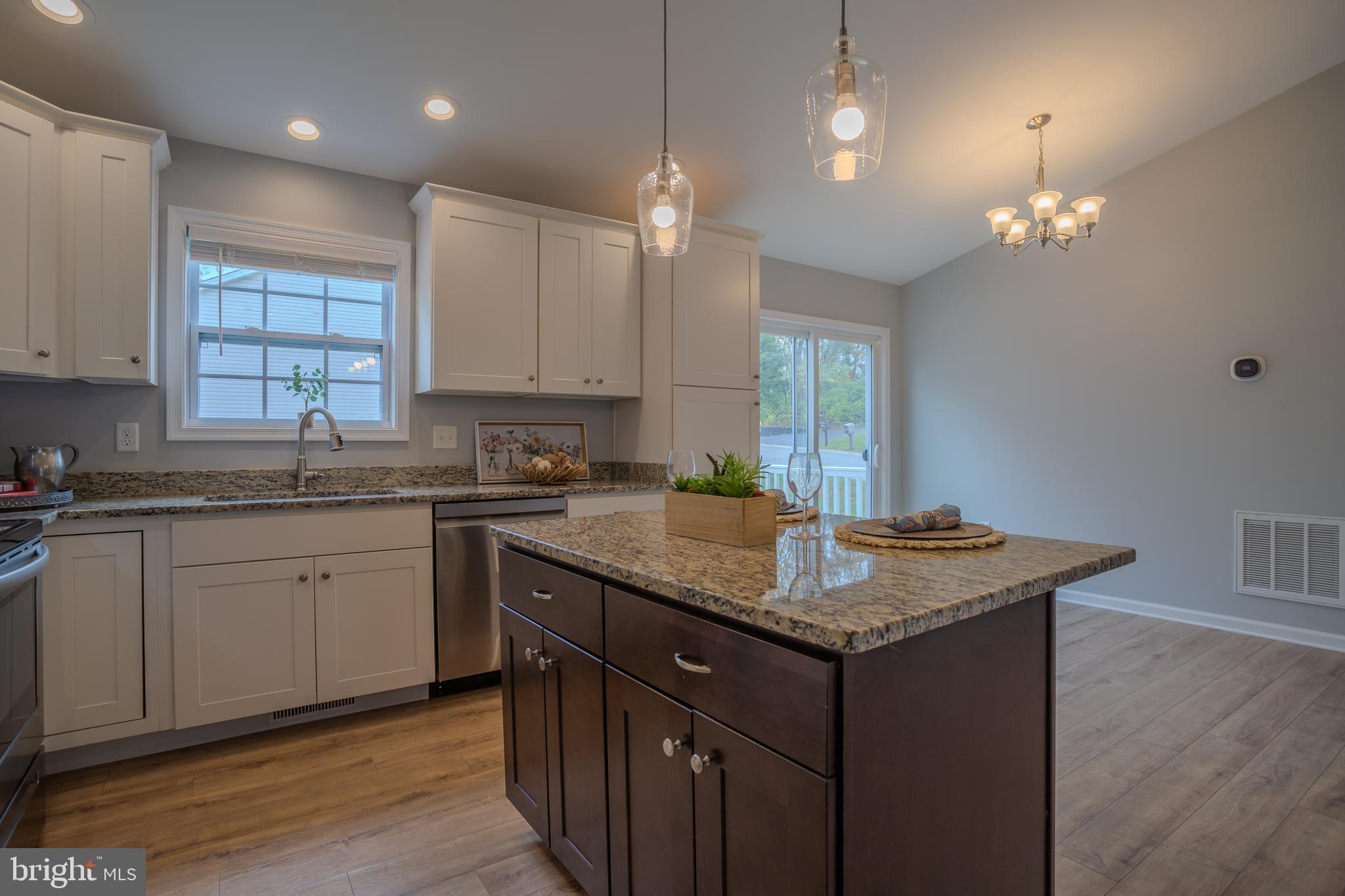 WESTSIDE - Residential