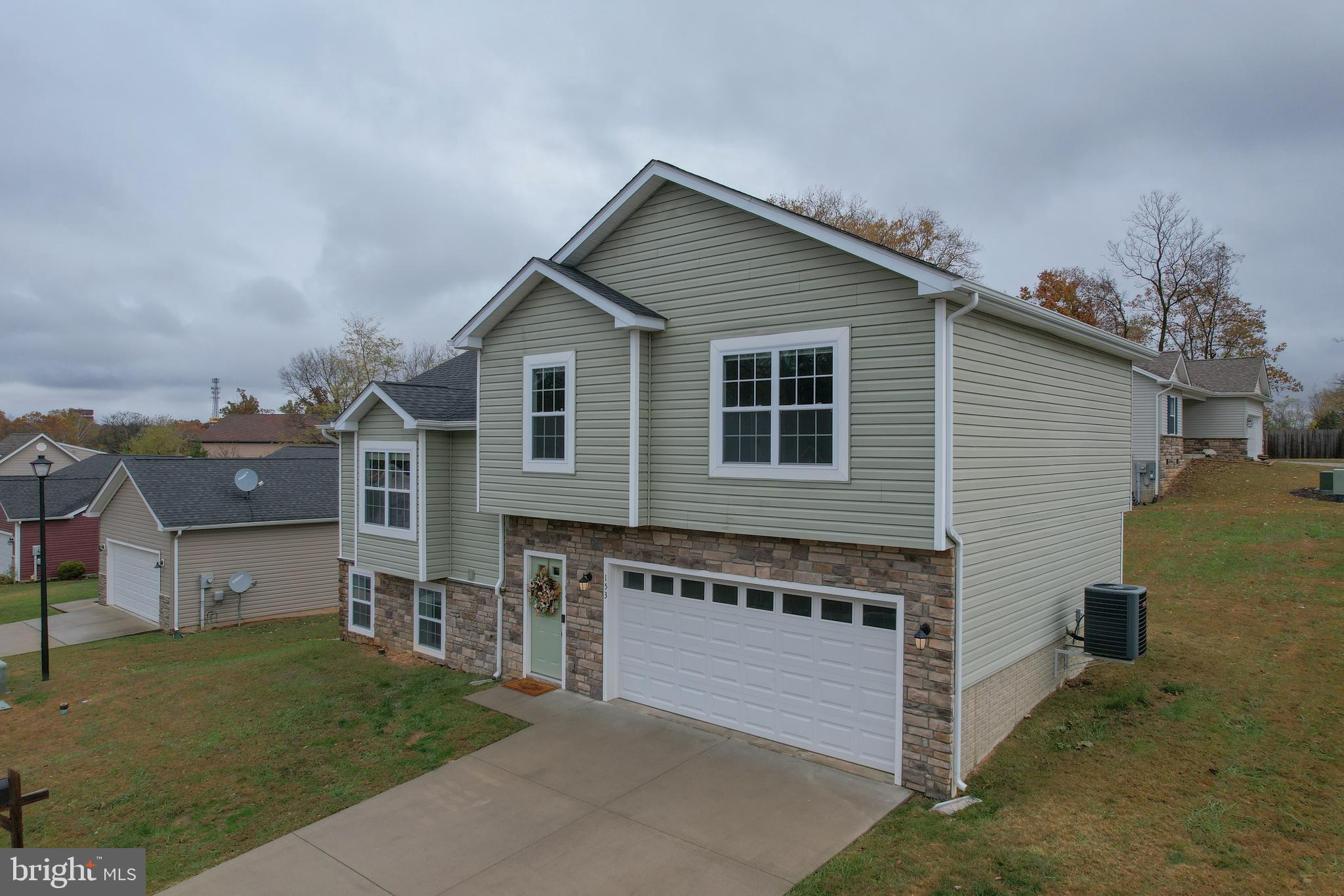 WESTSIDE - Residential