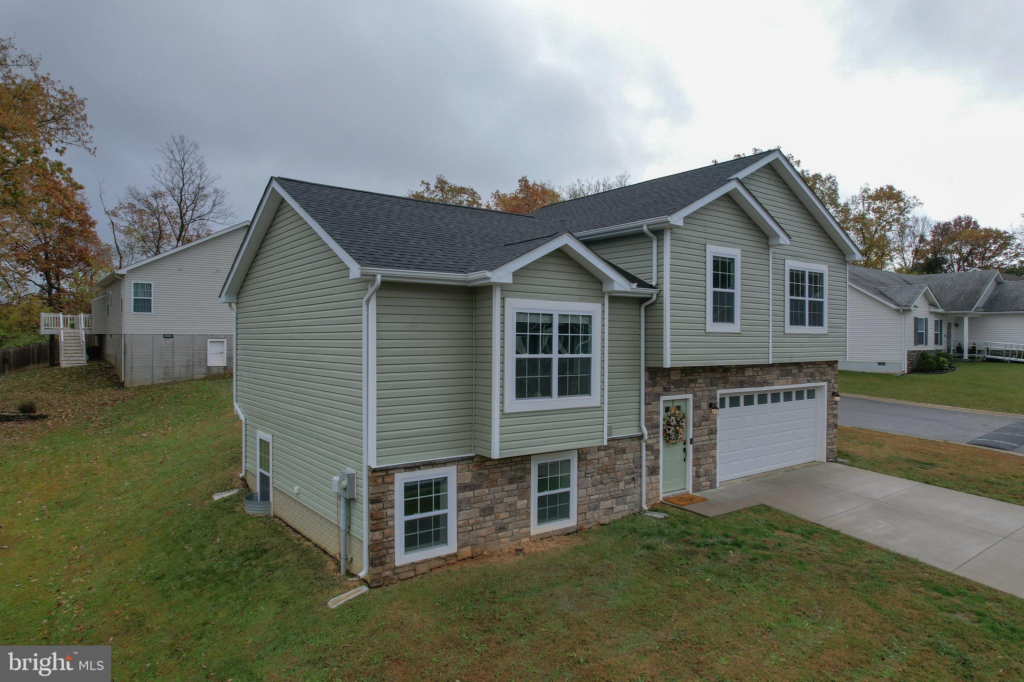 WESTSIDE - Residential