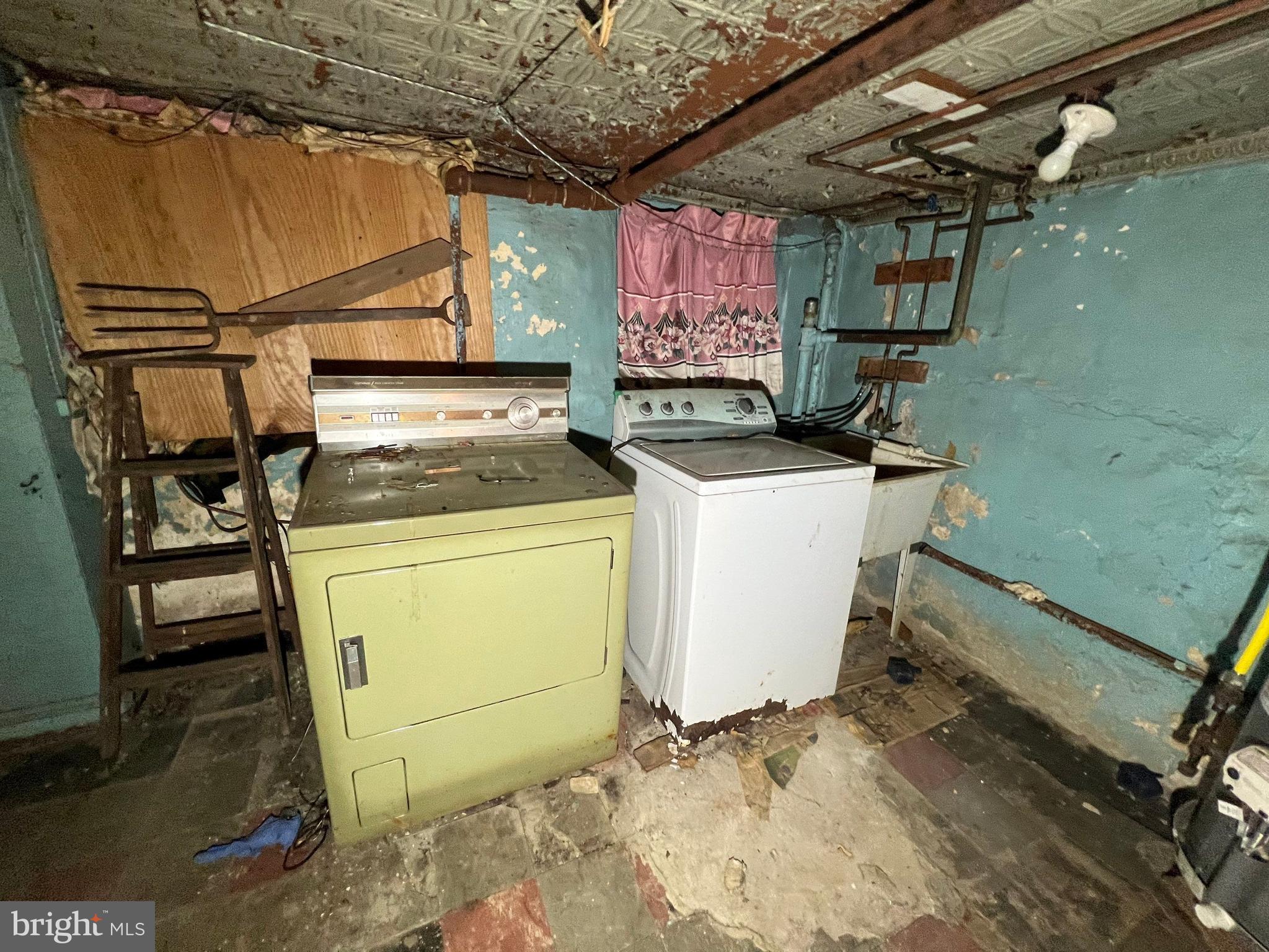 PARK HEIGHTS - Residential