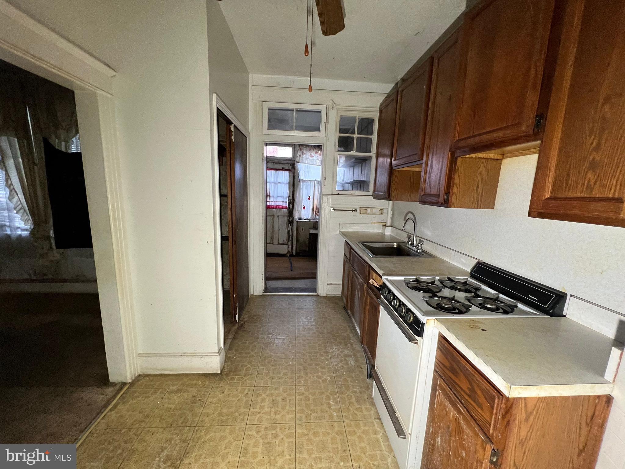 PARK HEIGHTS - Residential