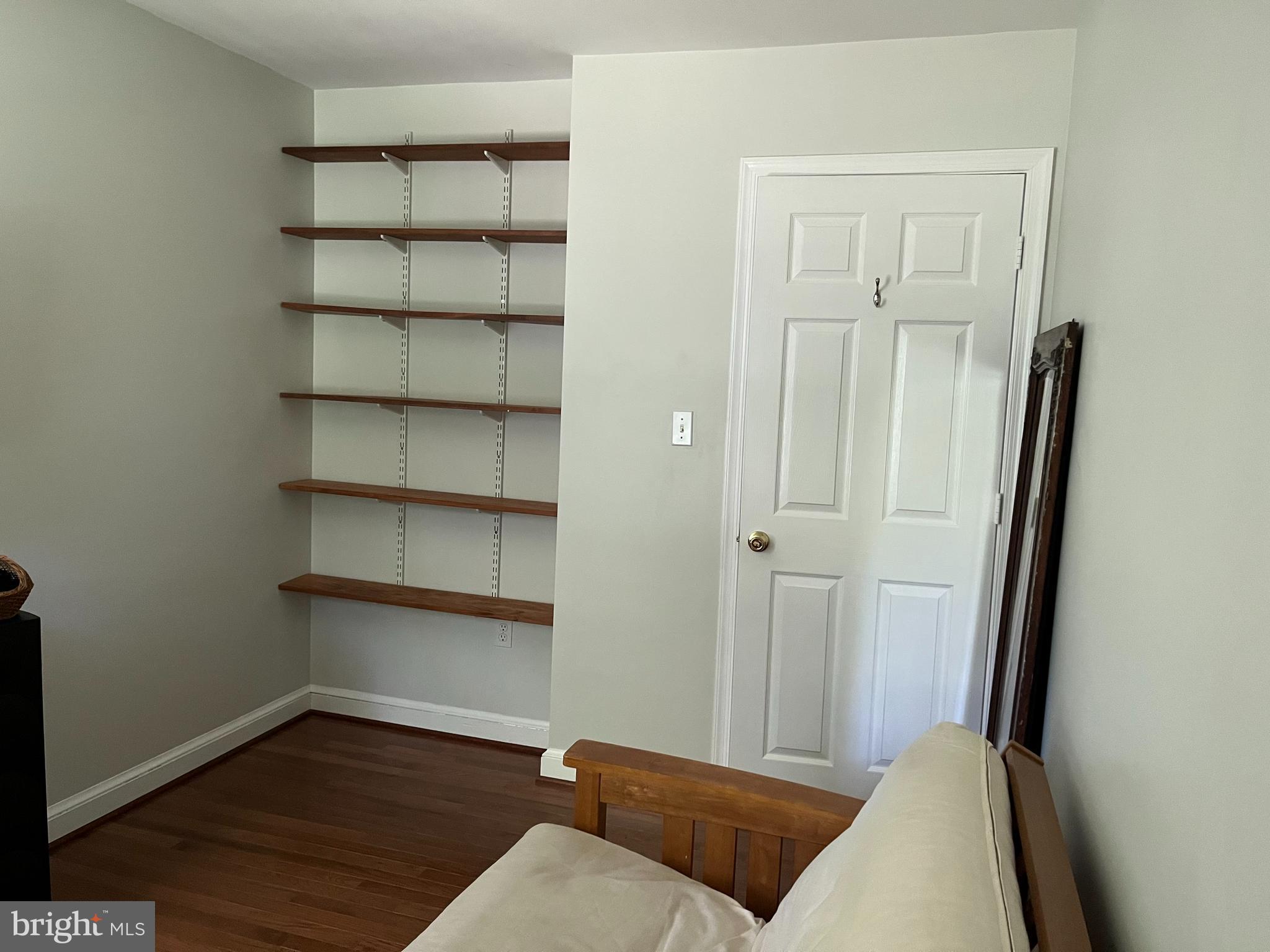 PLUM POINT WOODS - Residential