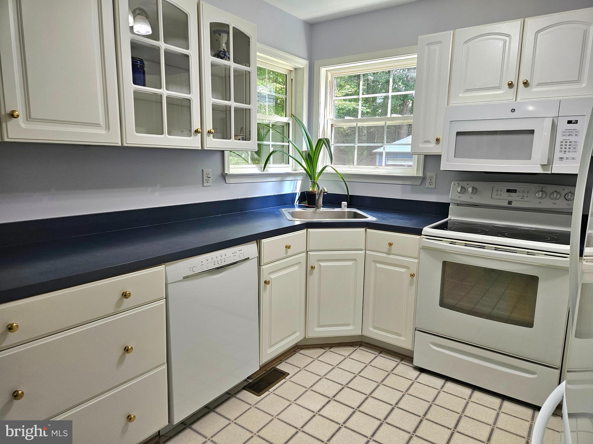 PLUM POINT WOODS - Residential