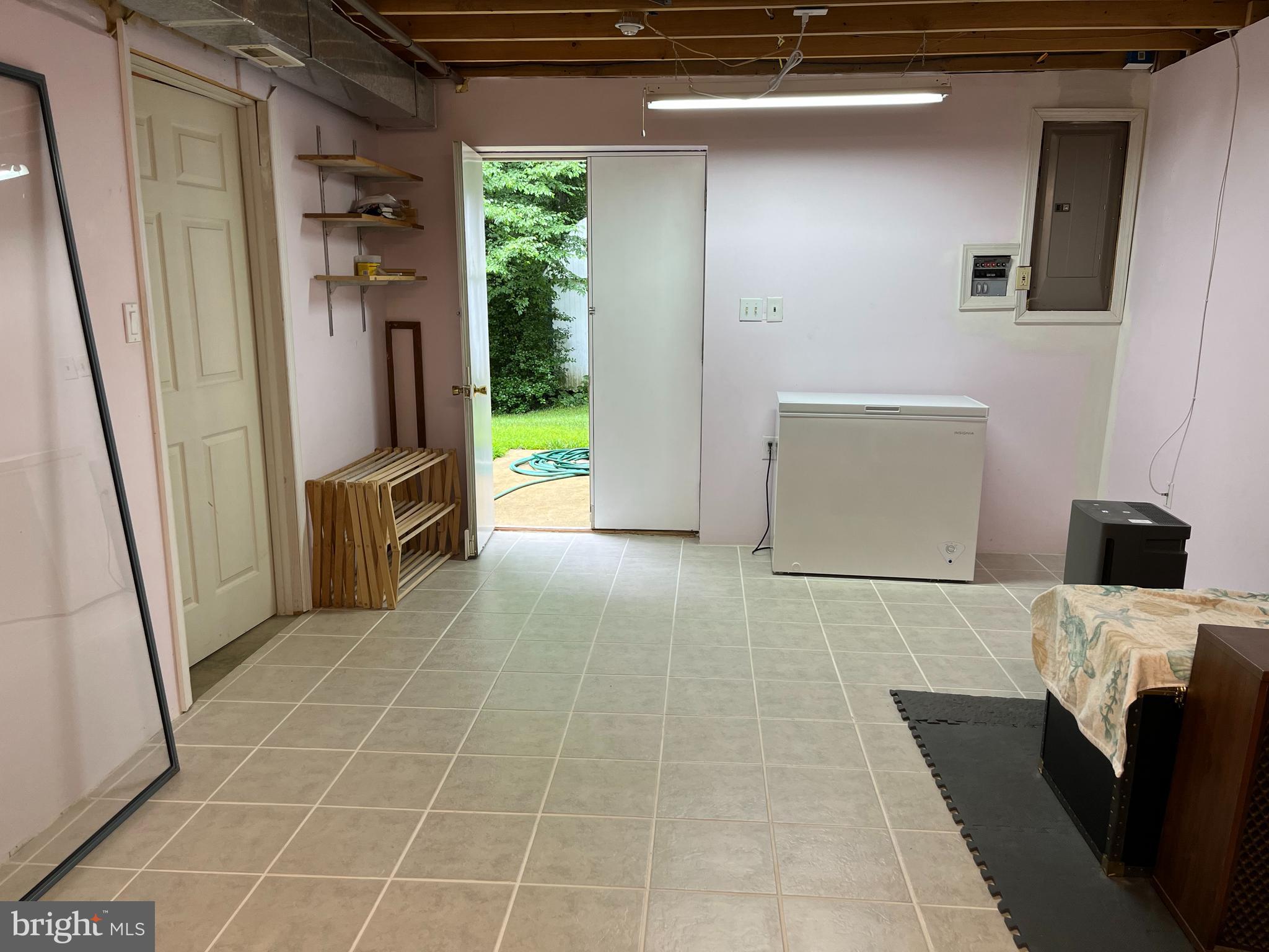 PLUM POINT WOODS - Residential