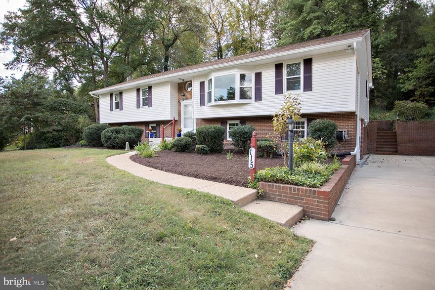 Large 5-bedroom, 3-full bathroom home in Fredericksburg City. Easy access to I-95, Rt. 3, Cowan Blvd, & Rt. 1. The Neighborhood is one of the city's favorites, with mature trees and established houses. This home is perfect for multi-generational living. The lower level can be more private by using the barn door to separate spaces. Includes wood floors, engineered wood, and LVP floors. There is an upgraded kitchen that has space for an island. Bathrooms have been upgraded. Large flex rooms in the lower level offer additional gathering spaces. Enormous laundry room with washer & dryer (as-is).  Spacious front, side, and back yards offer plenty of room for relaxing, playing, entertaining, and Fido.