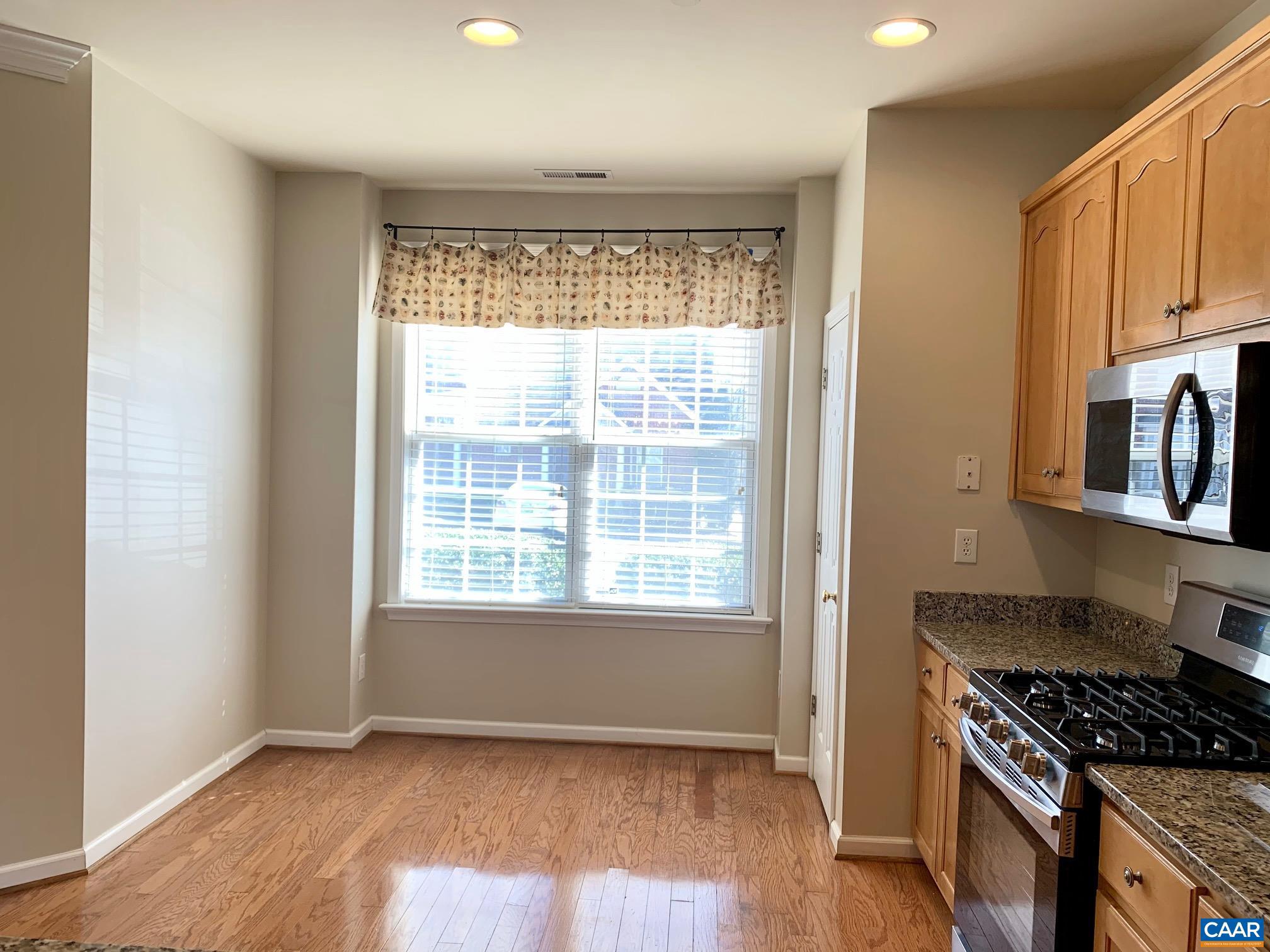 HOLLYMEAD - Residential Lease