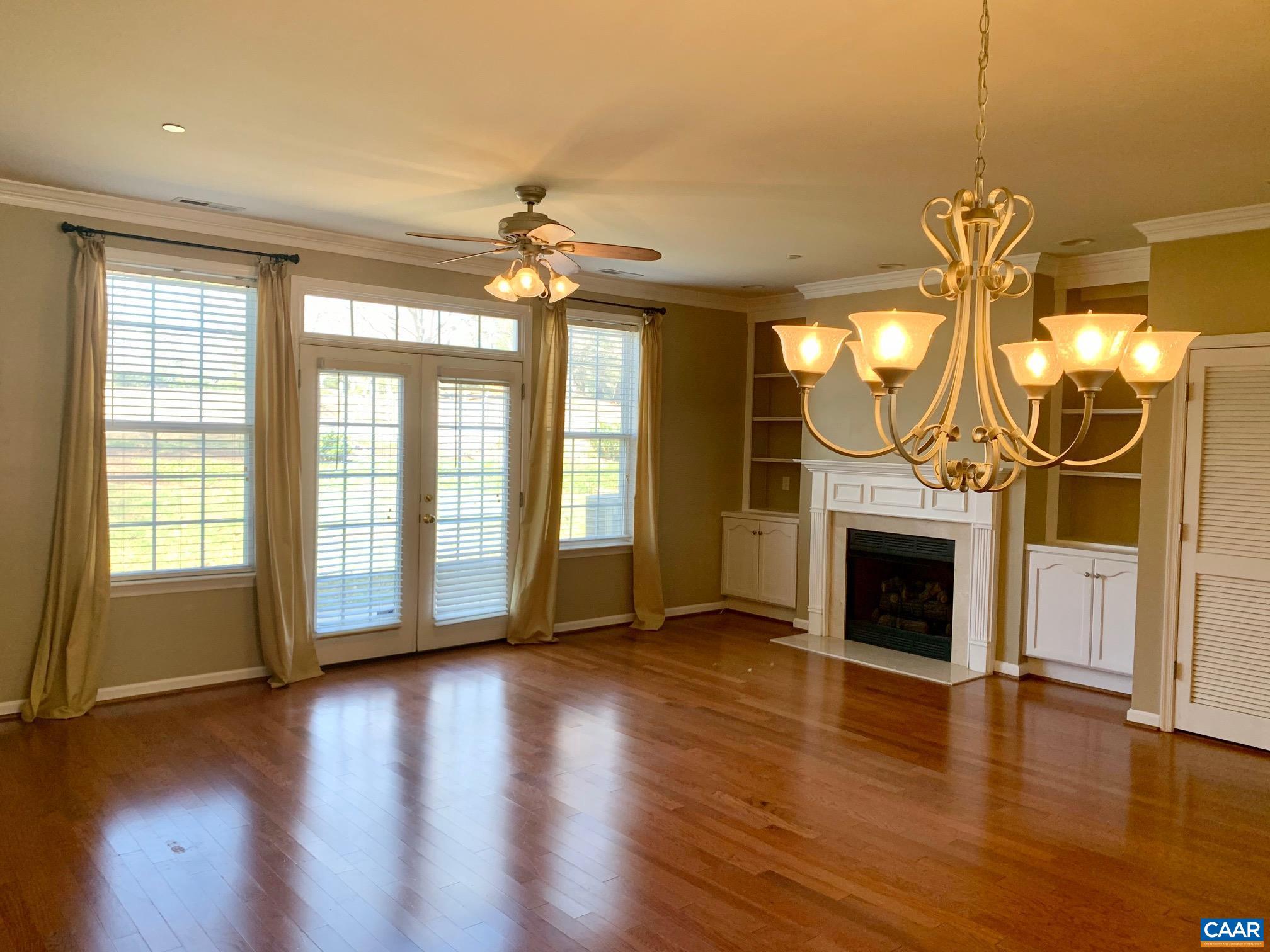 HOLLYMEAD - Residential Lease