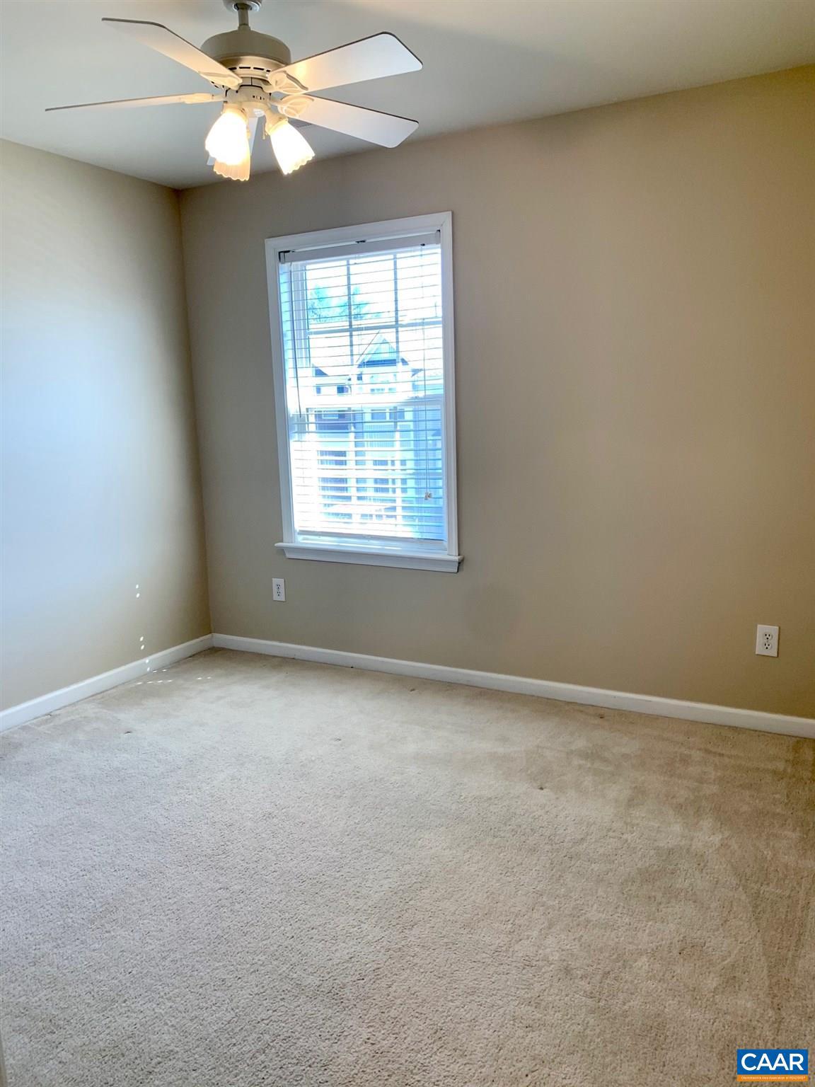 HOLLYMEAD - Residential Lease