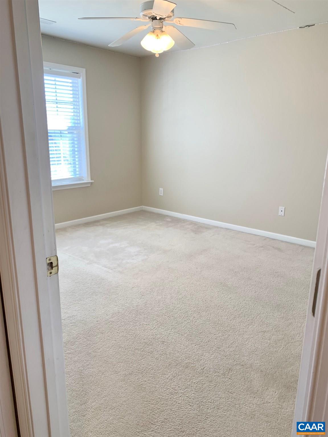 HOLLYMEAD - Residential Lease