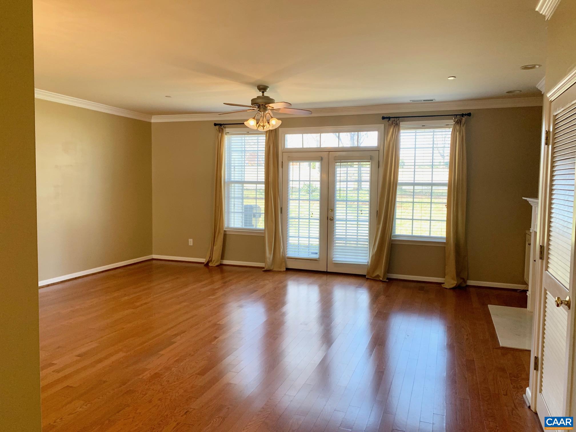 HOLLYMEAD - Residential Lease