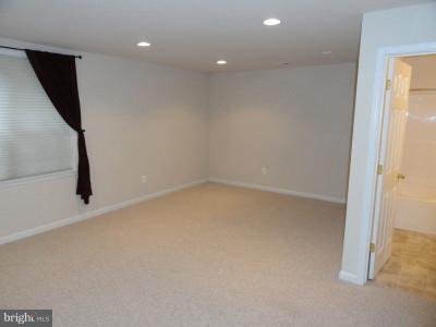 PORT AQUIA - Residential Lease