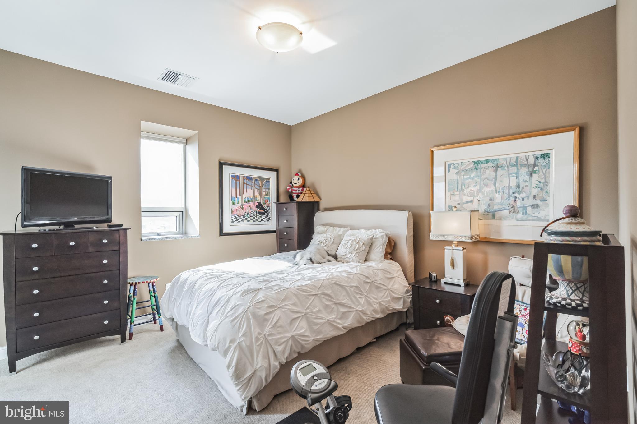 OLD CITY - Residential