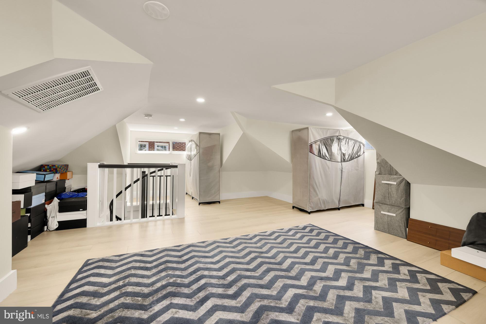 BROOKLAND - Residential