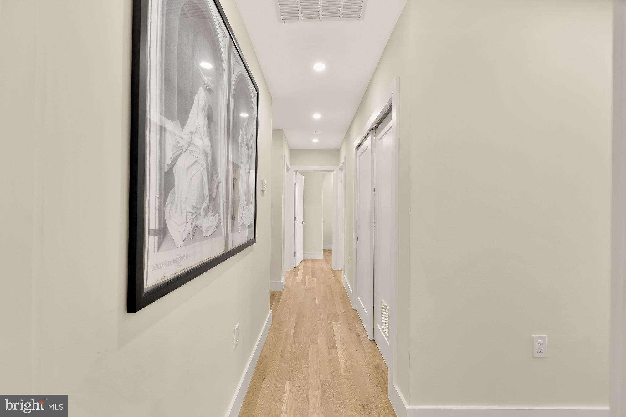 BROOKLAND - Residential