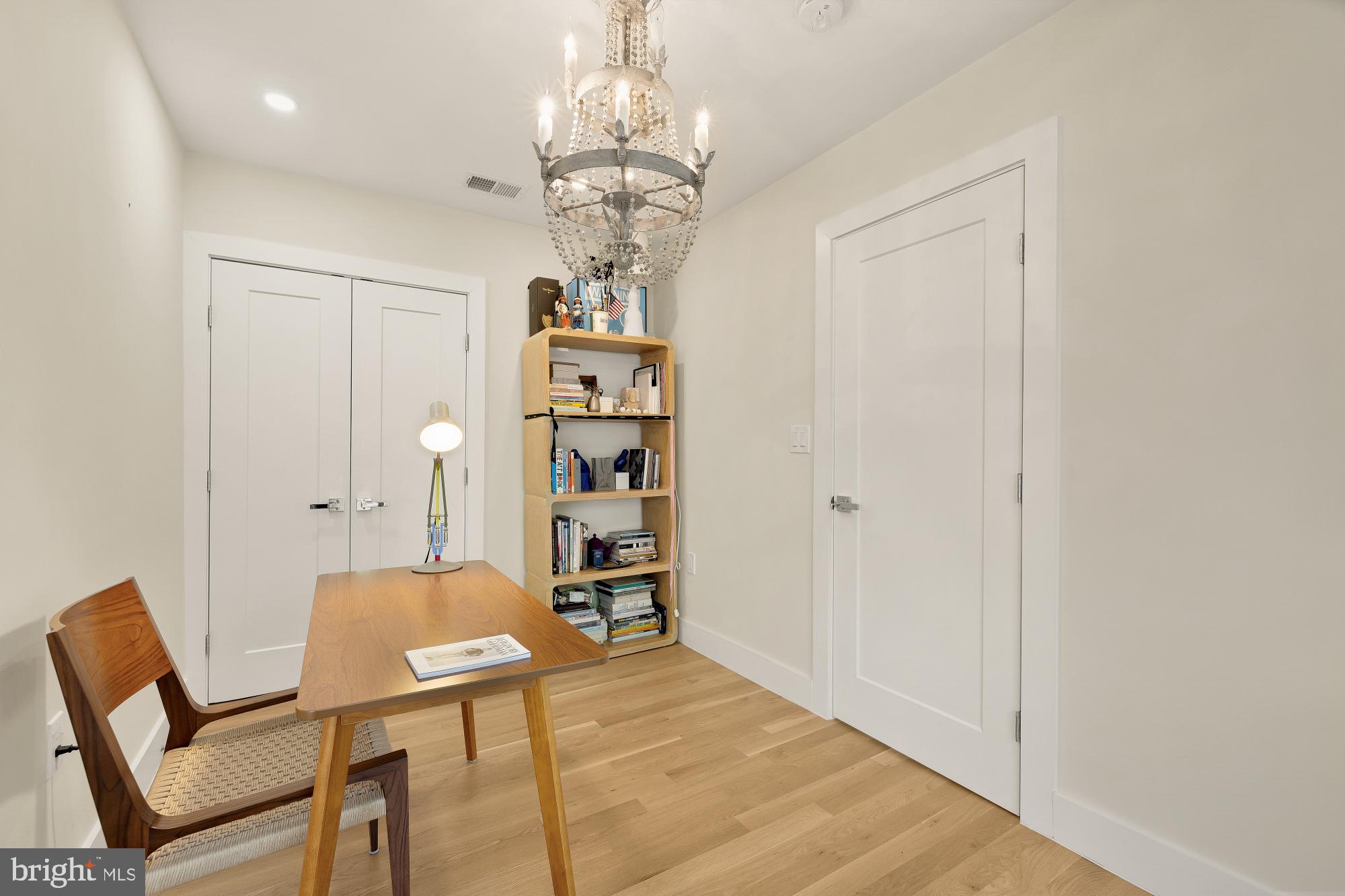 BROOKLAND - Residential