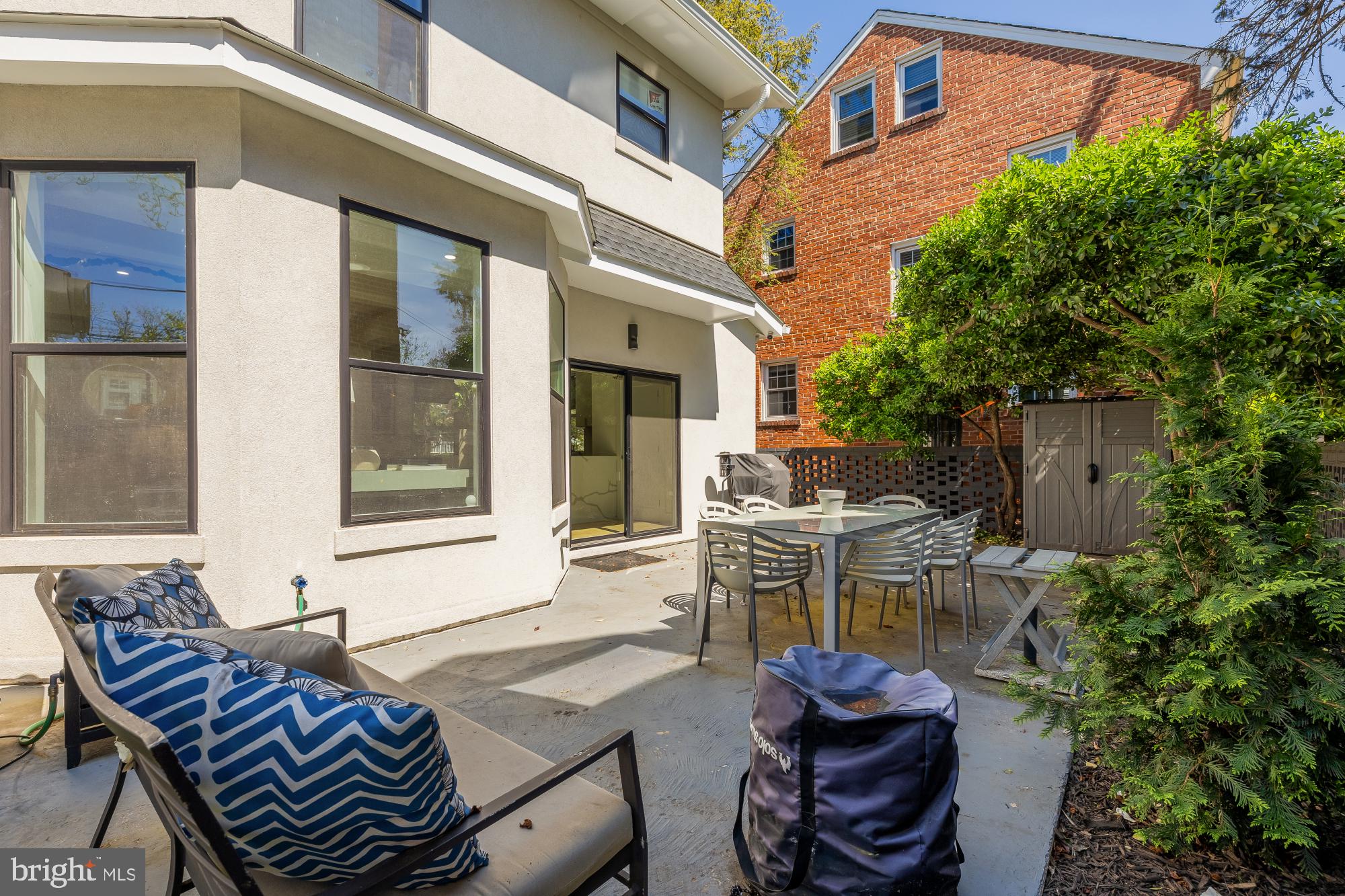 BROOKLAND - Residential