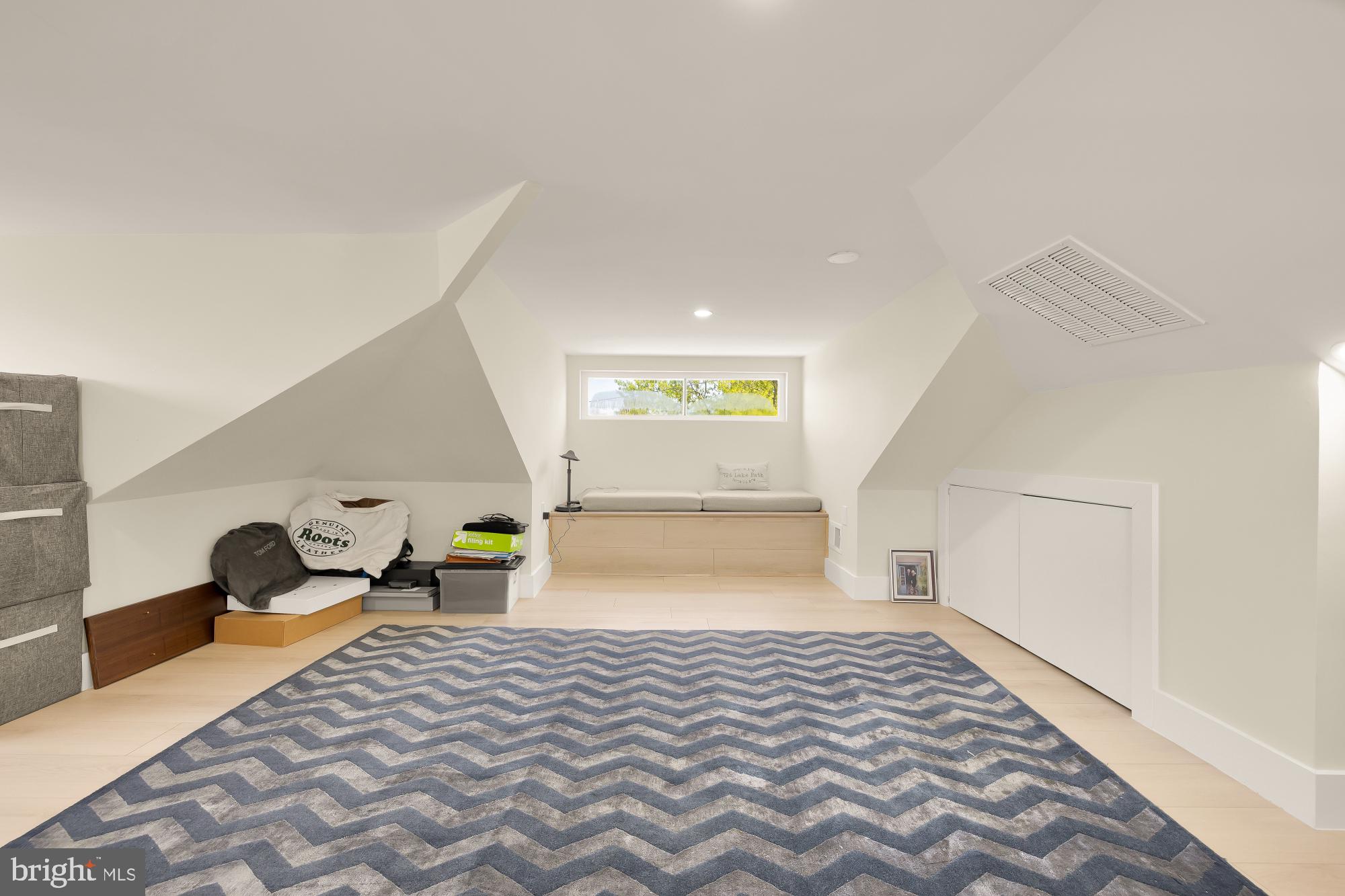 BROOKLAND - Residential