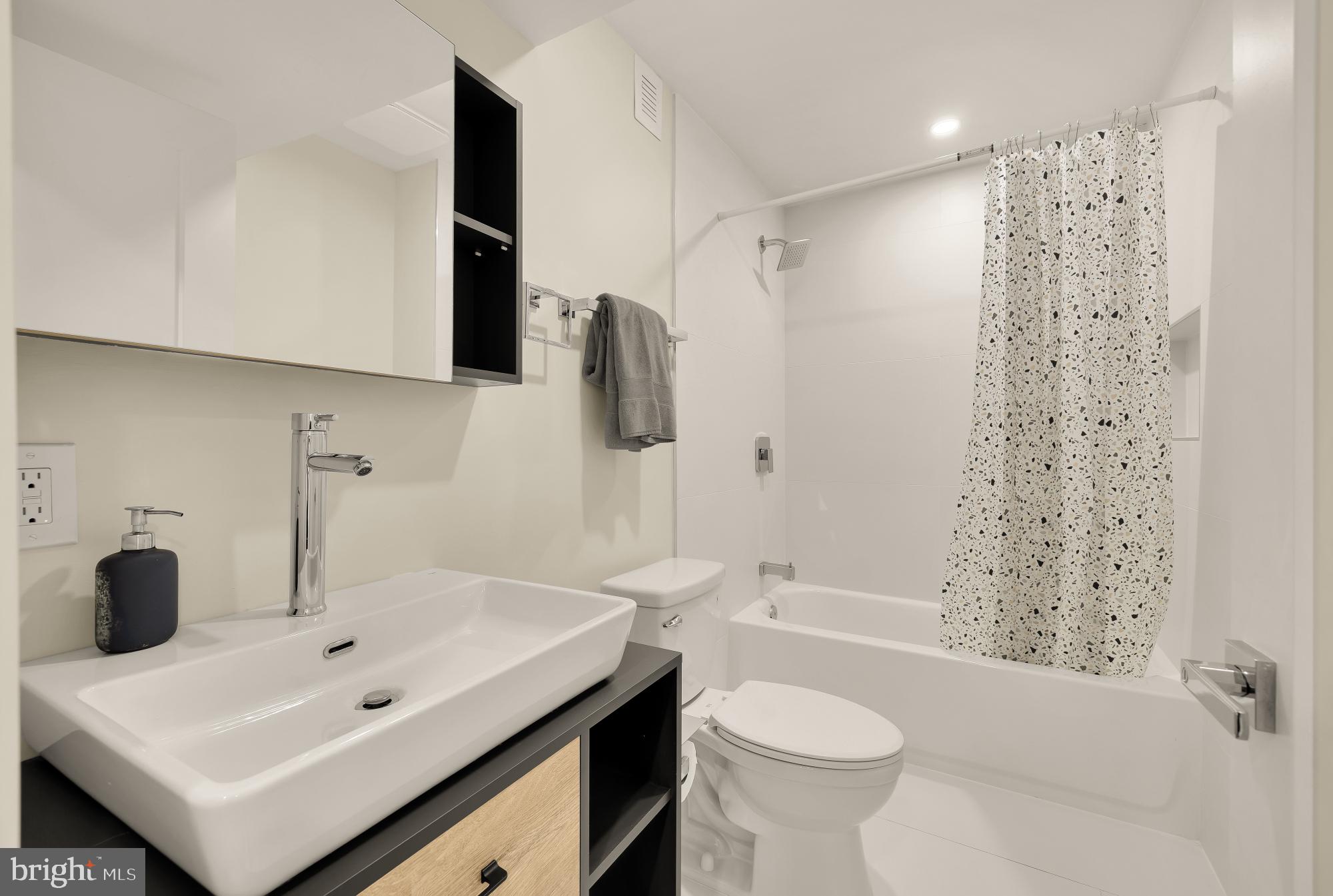 BROOKLAND - Residential