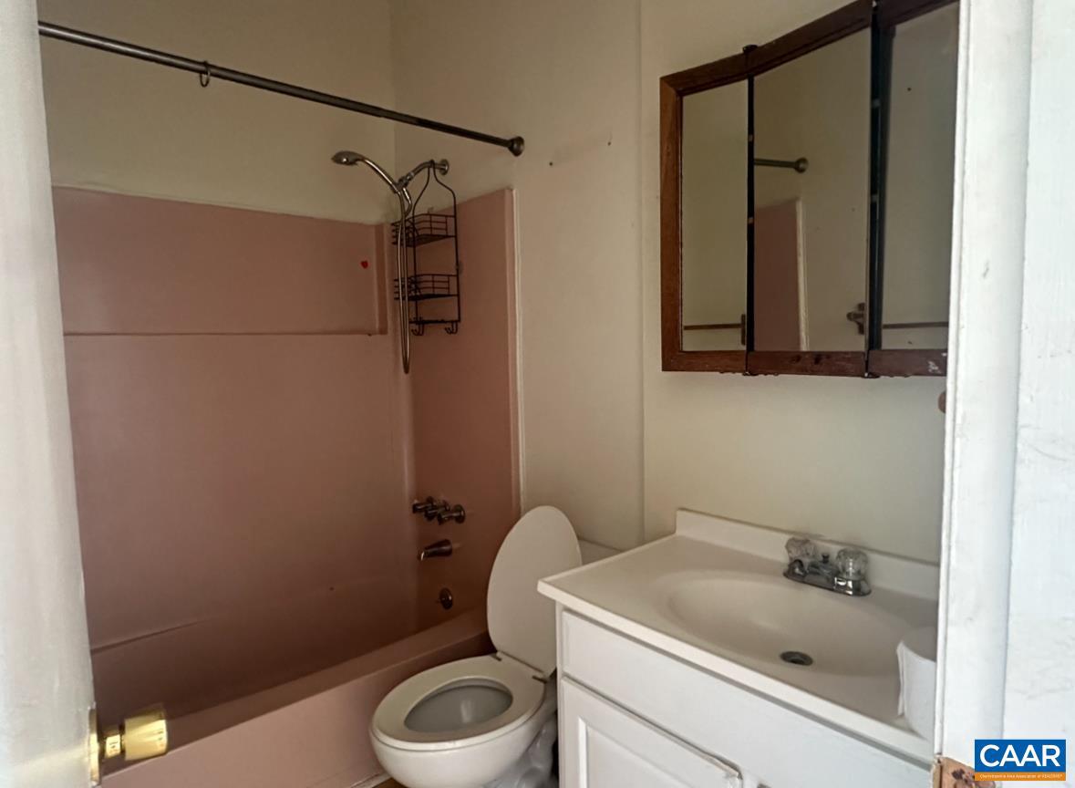 EASTHAM - Residential Lease