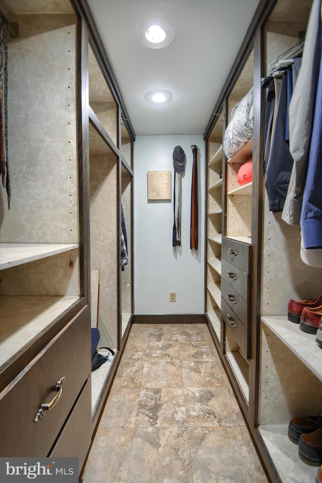 YORKTOWN CROSSING - Residential