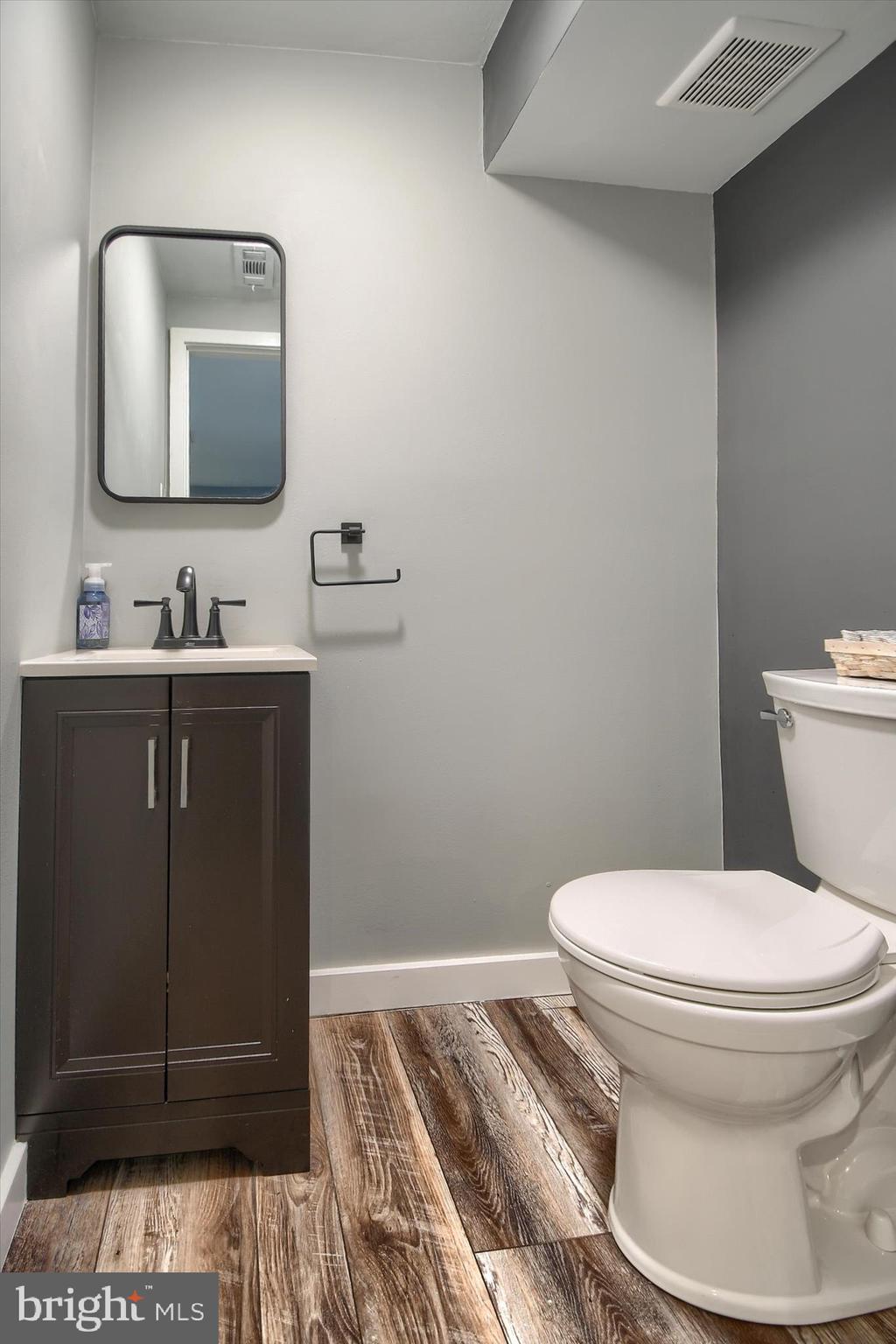 YORKTOWN CROSSING - Residential