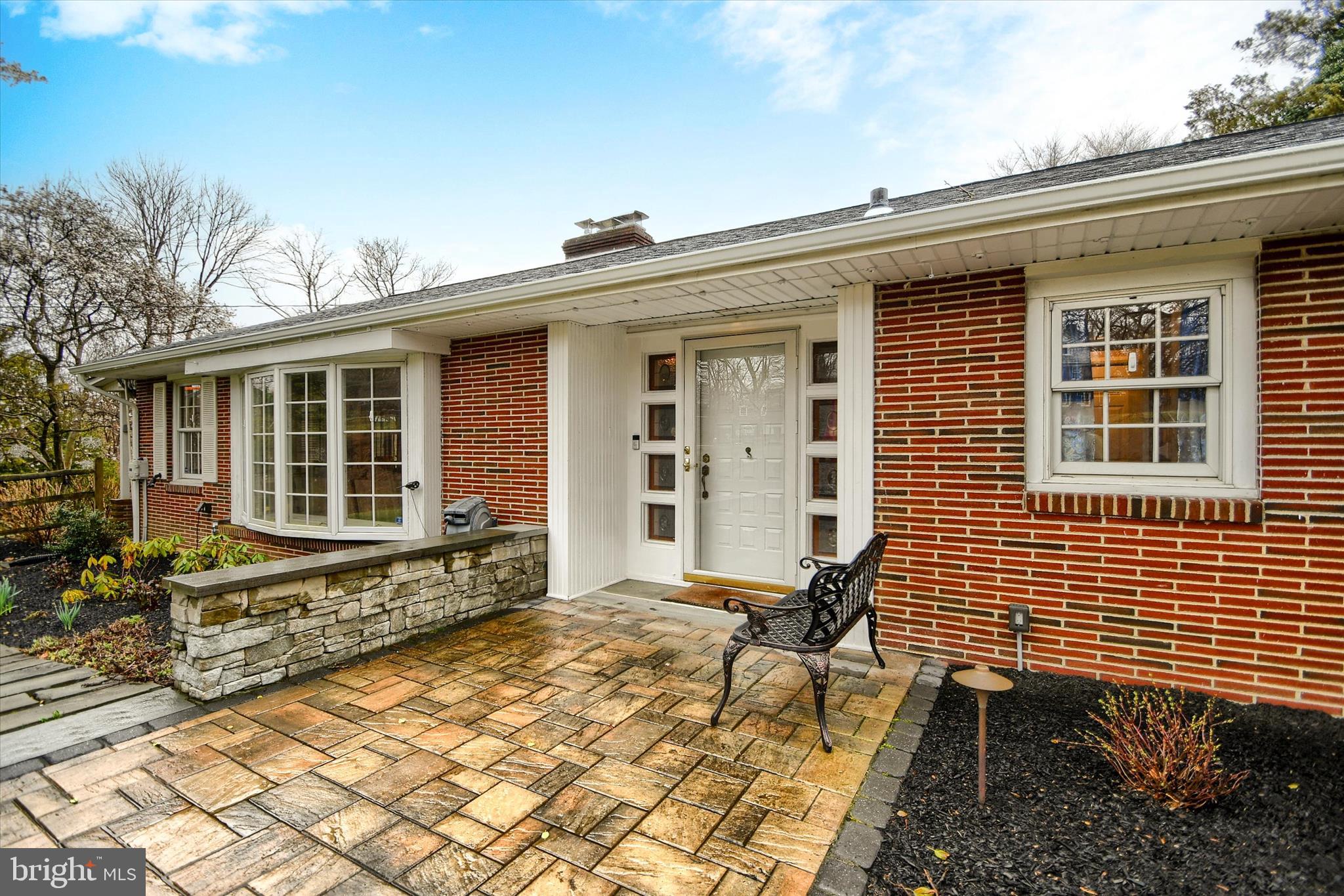 YORKTOWN CROSSING - Residential