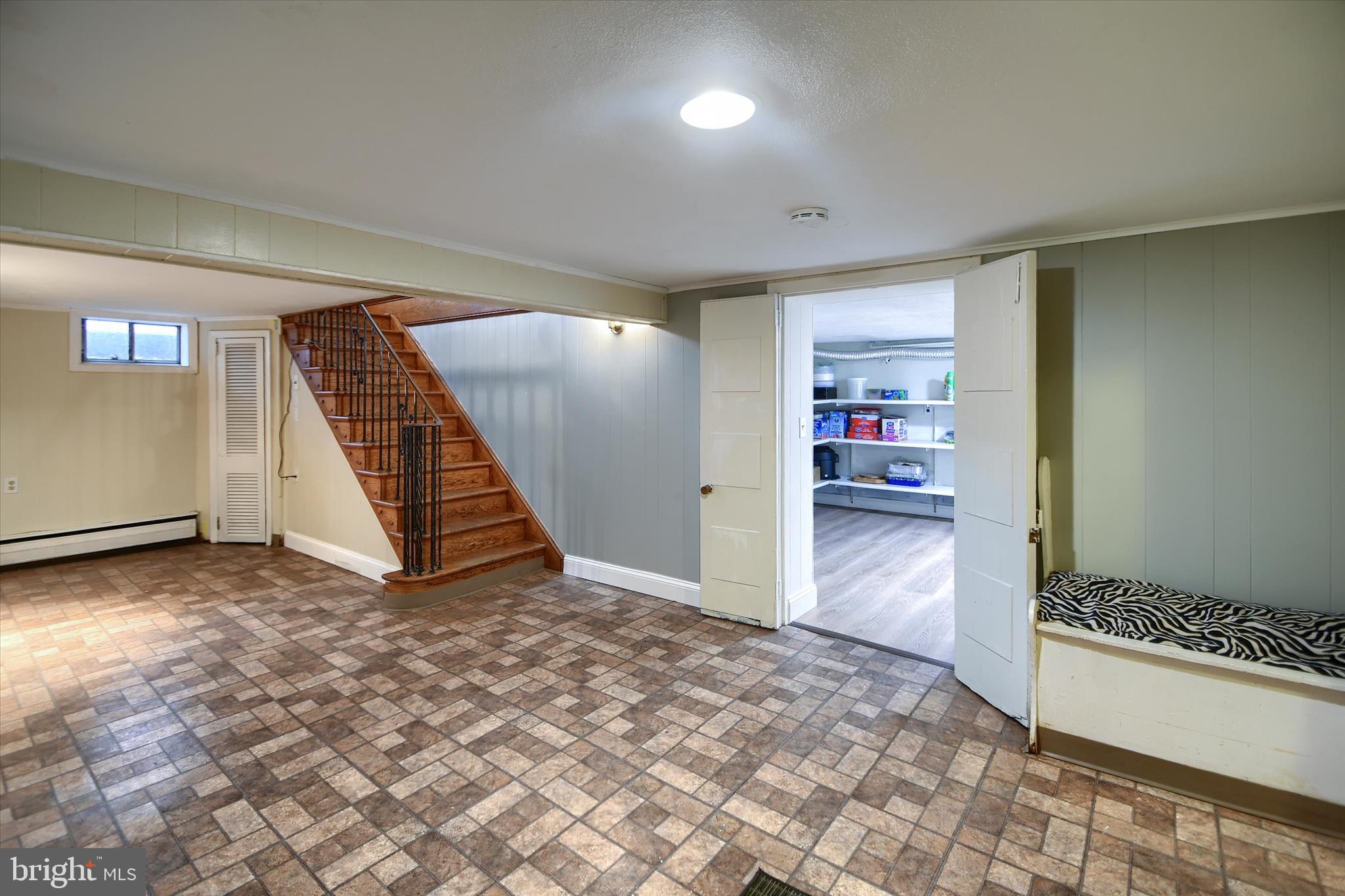 YORKTOWN CROSSING - Residential