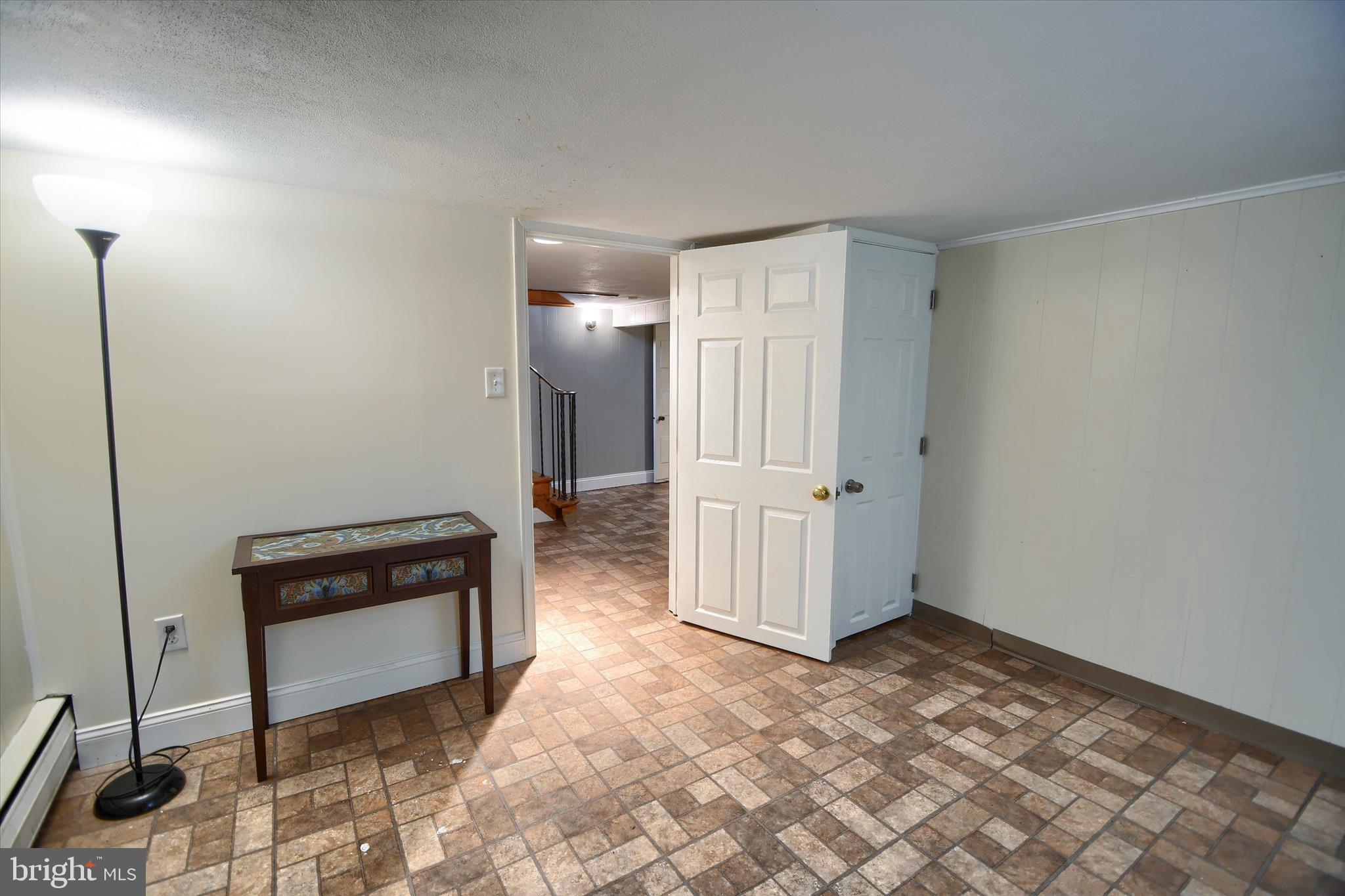 YORKTOWN CROSSING - Residential