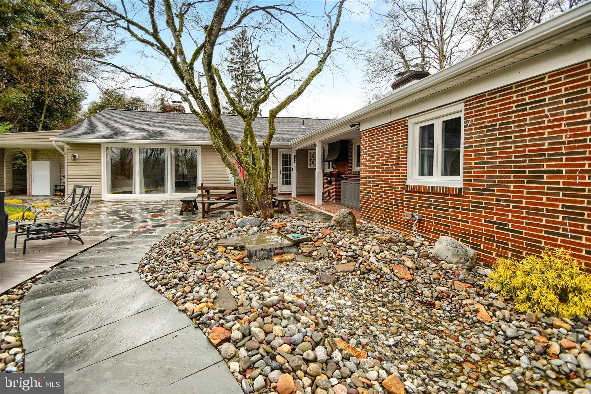 YORKTOWN CROSSING - Residential