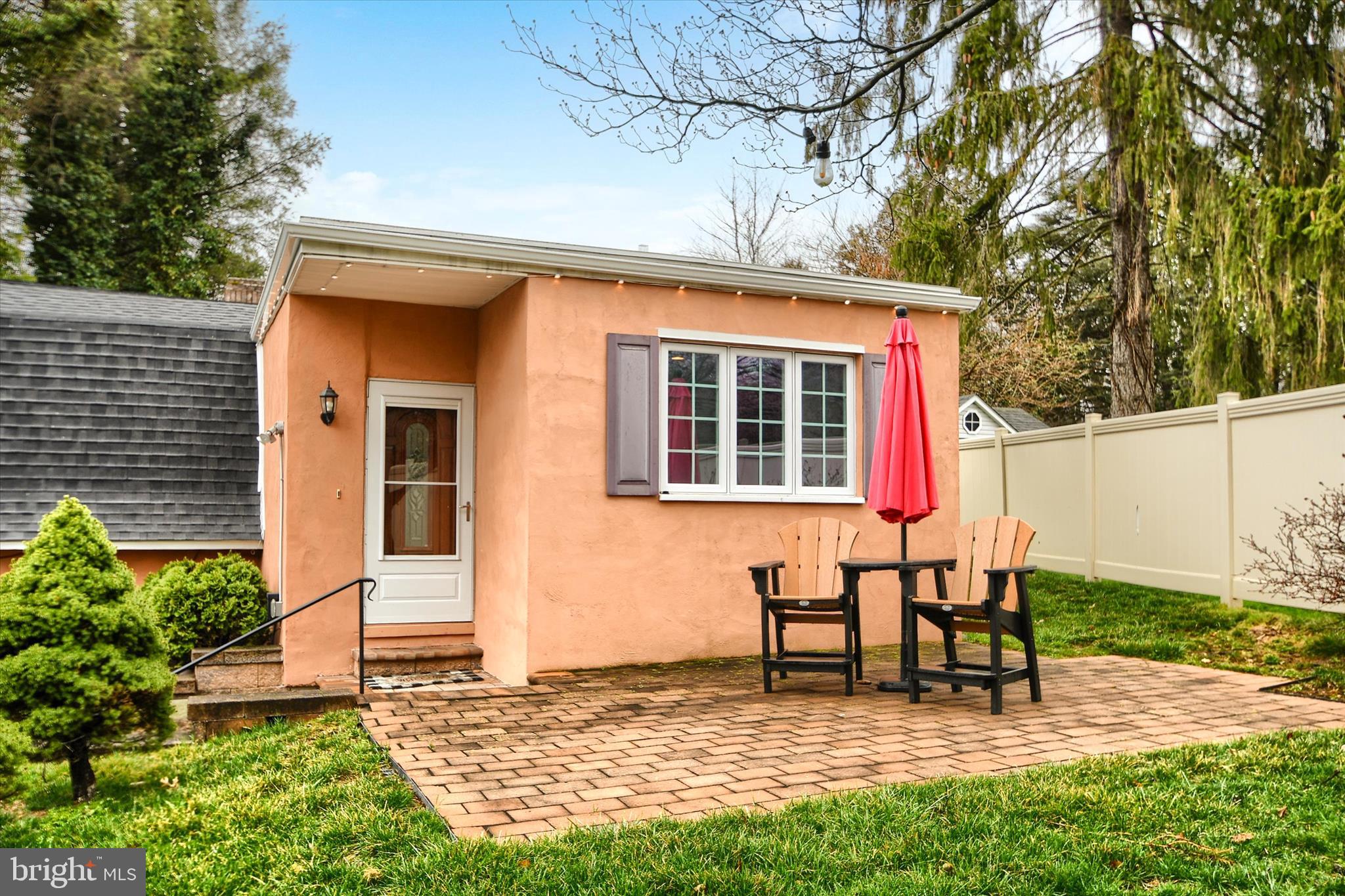 YORKTOWN CROSSING - Residential