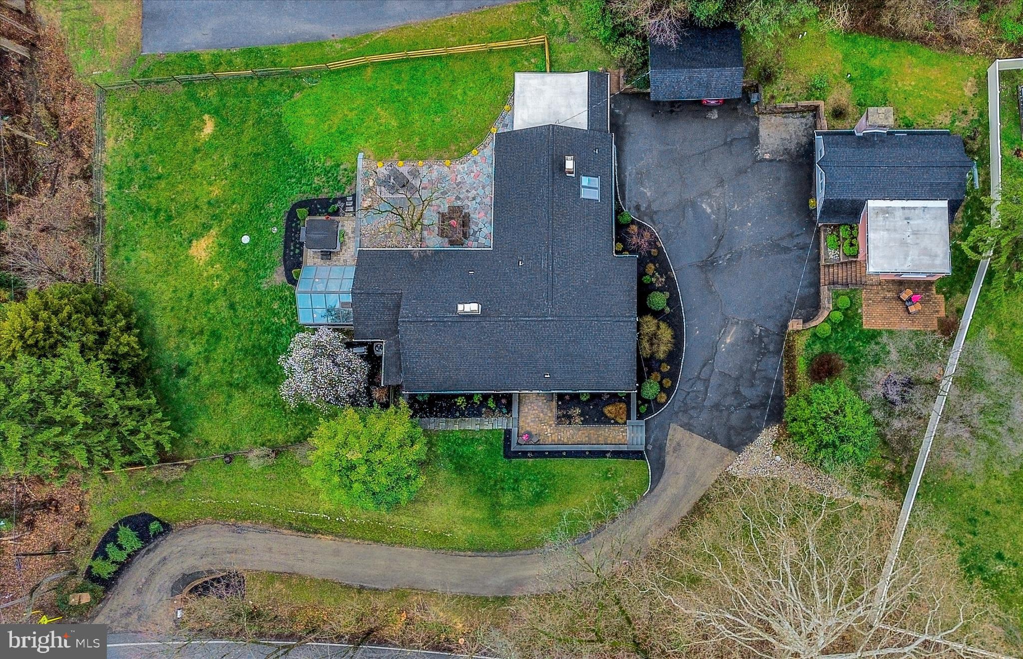 YORKTOWN CROSSING - Residential