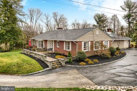 4 BULLENS LANE WALLINGFORD PA 19086