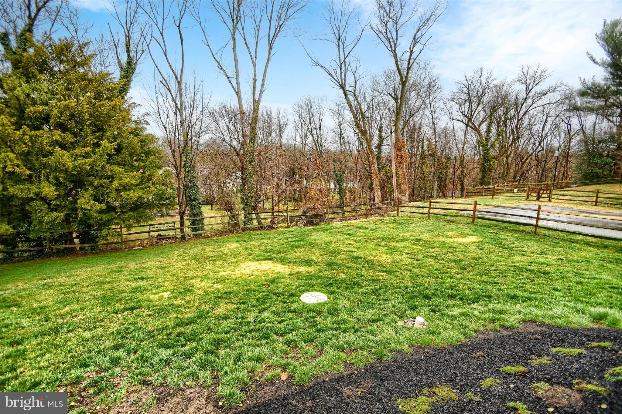 YORKTOWN CROSSING - Residential