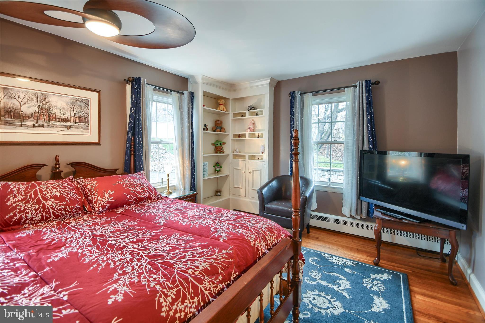 YORKTOWN CROSSING - Residential