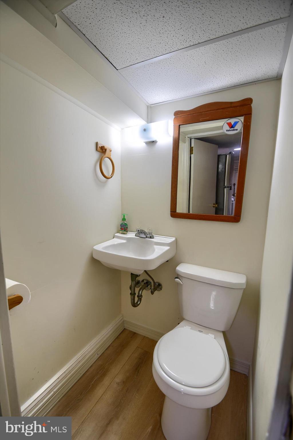 YORKTOWN CROSSING - Residential