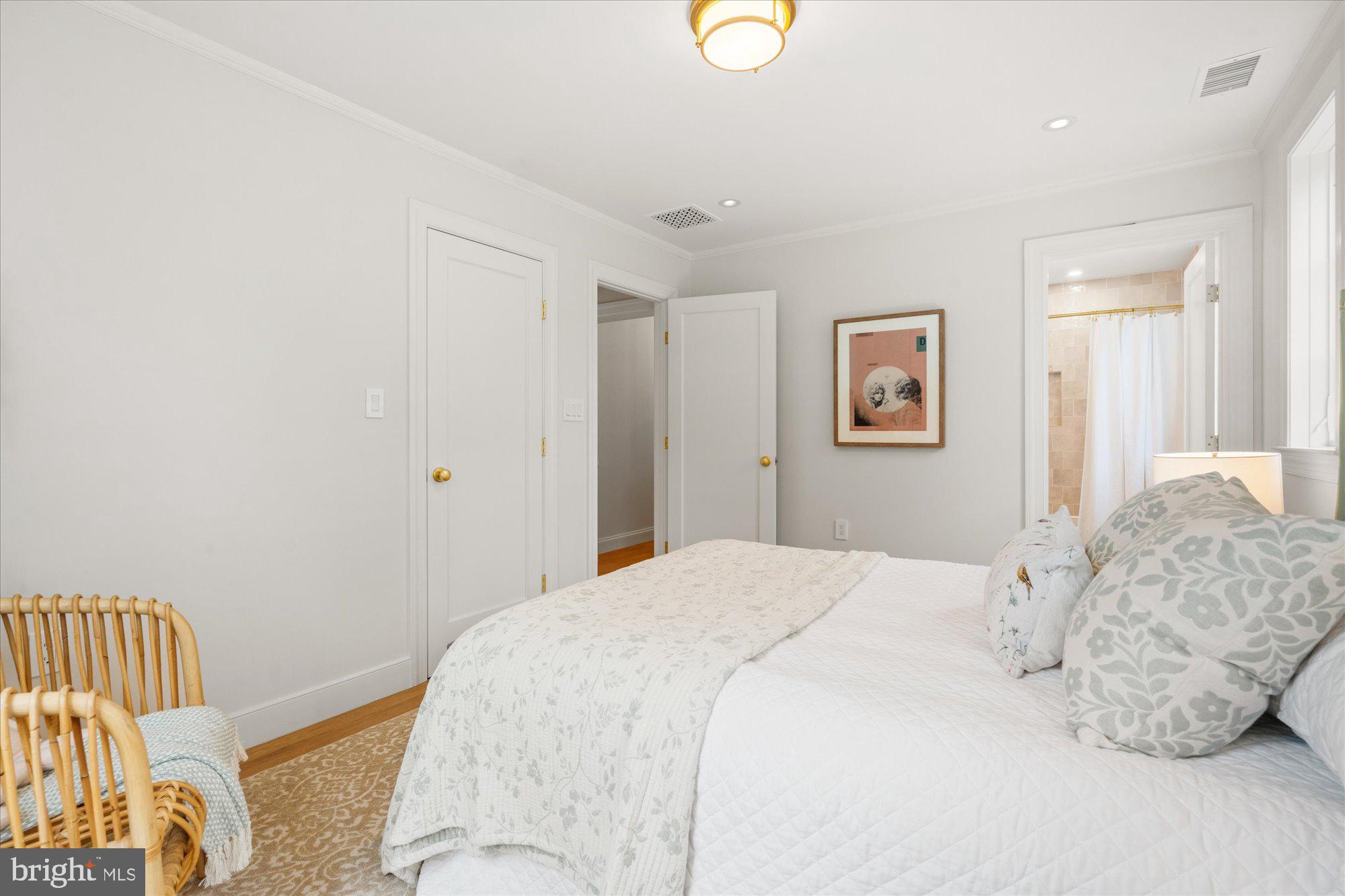 BRADDOCK HEIGHTS - Residential