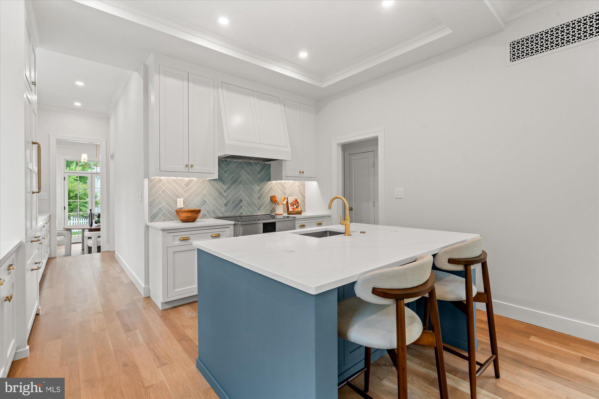 BRADDOCK HEIGHTS - Residential