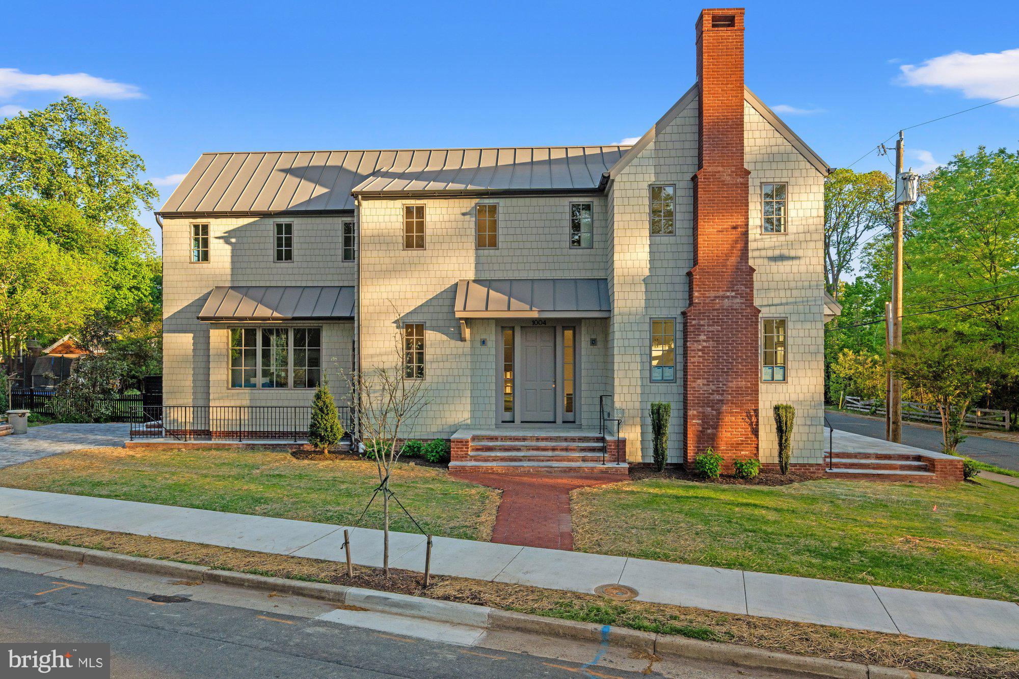 BRADDOCK HEIGHTS - Residential