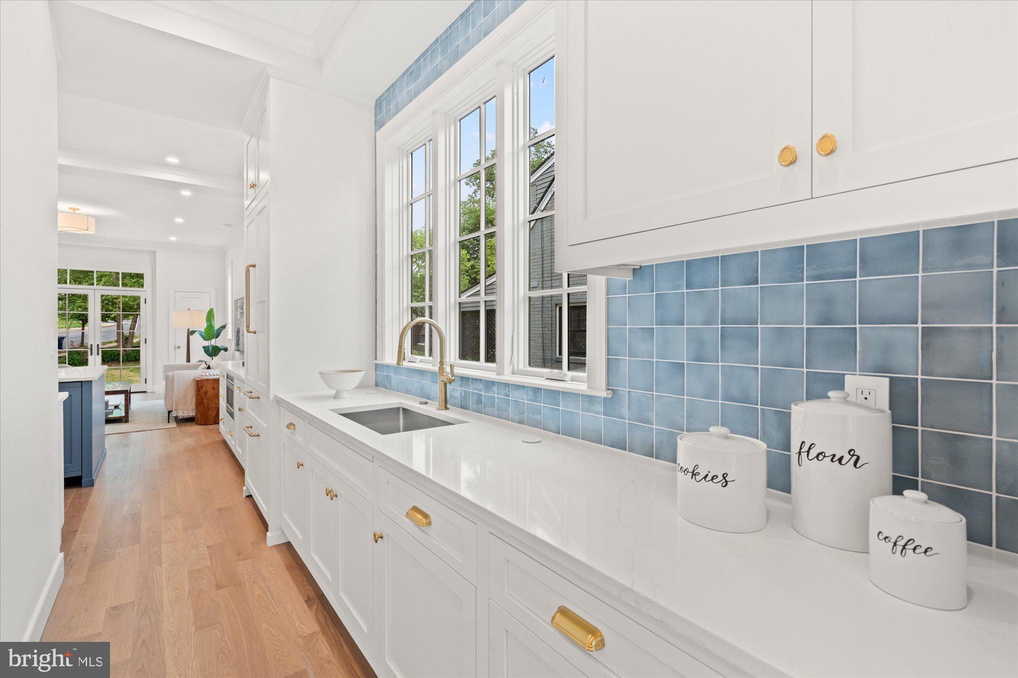 BRADDOCK HEIGHTS - Residential