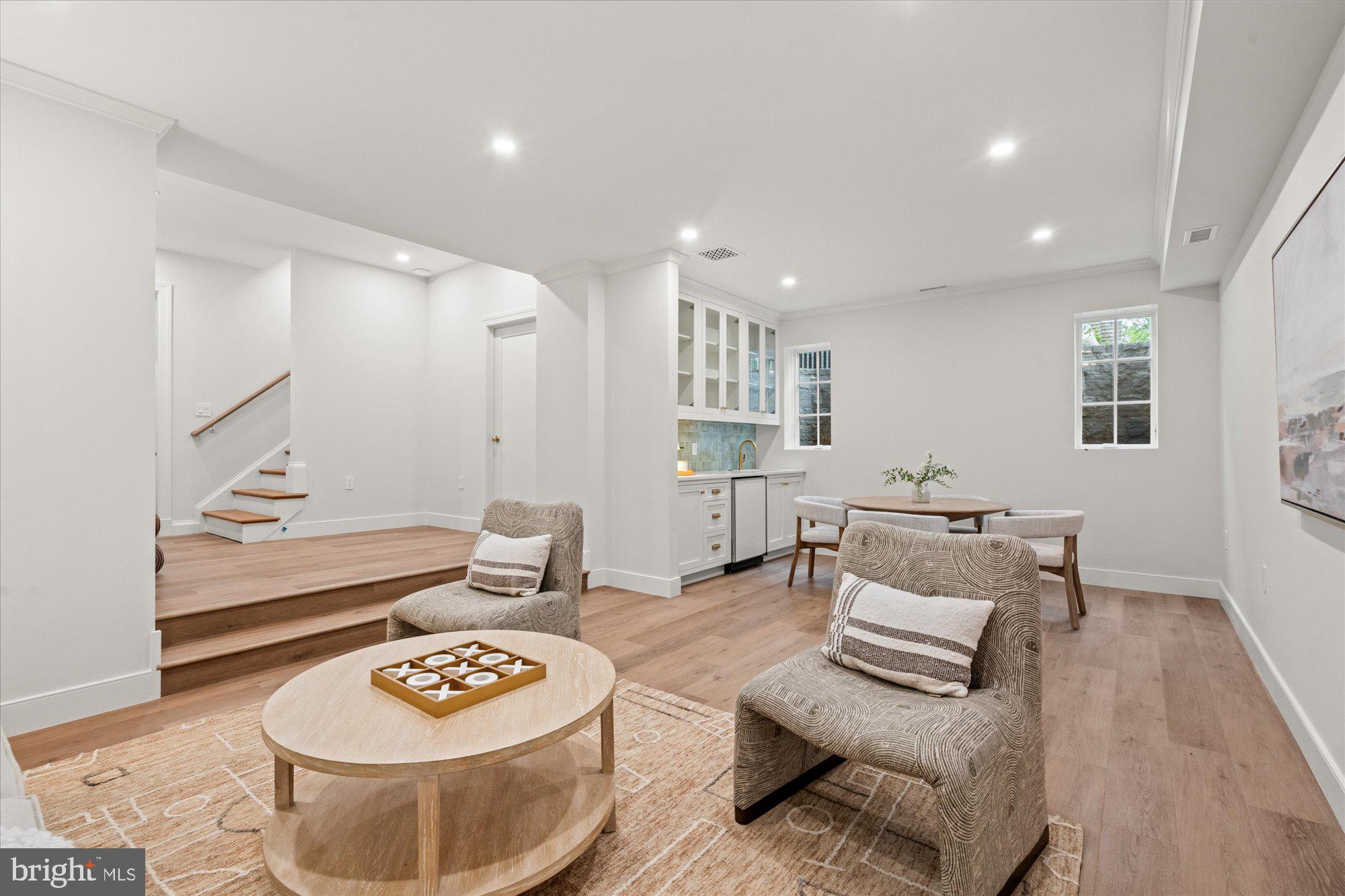 BRADDOCK HEIGHTS - Residential