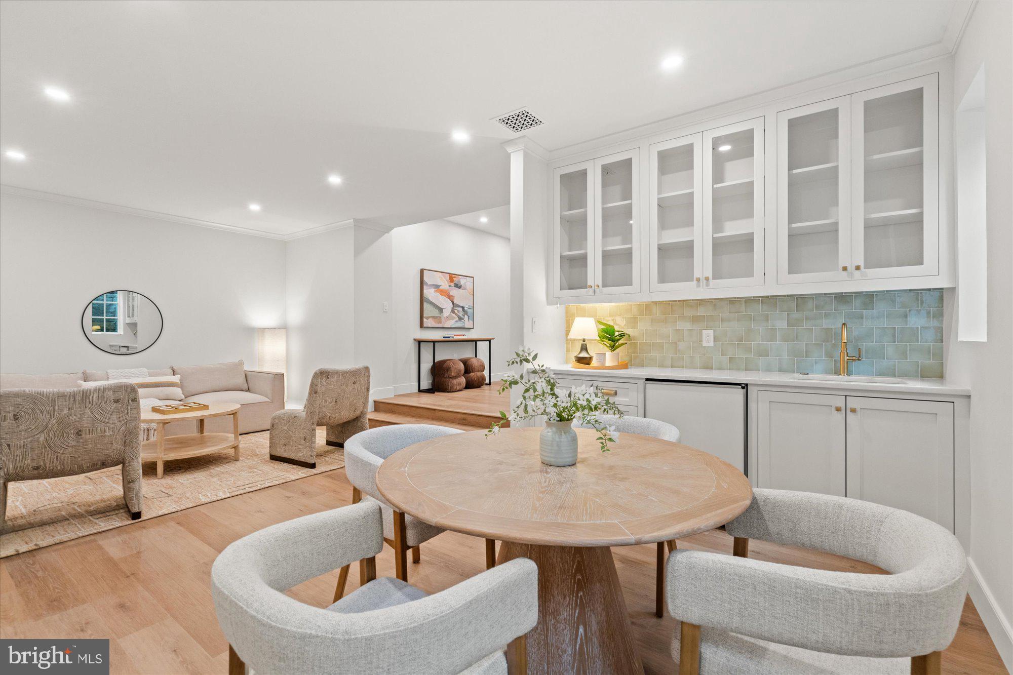 BRADDOCK HEIGHTS - Residential