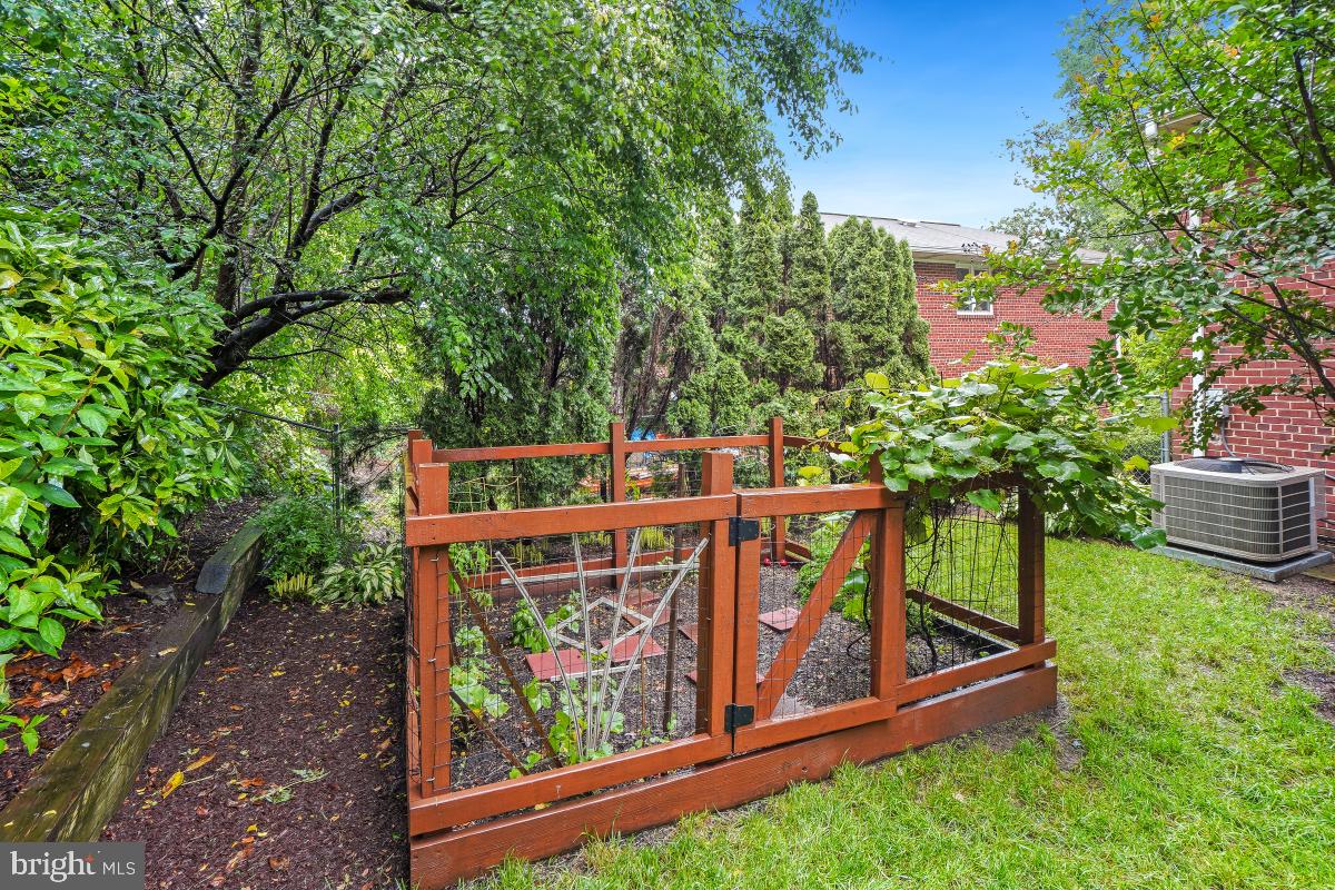 PARKVIEW - Residential