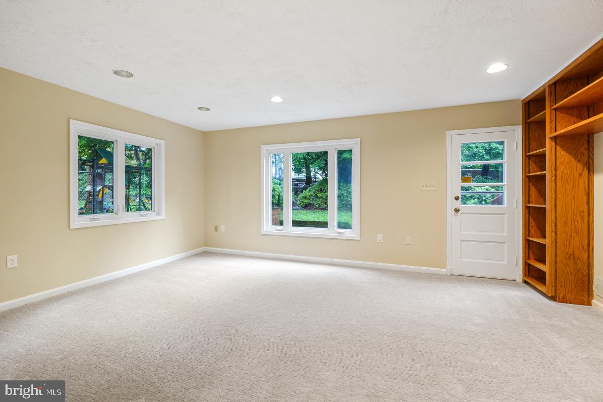 PARKVIEW - Residential