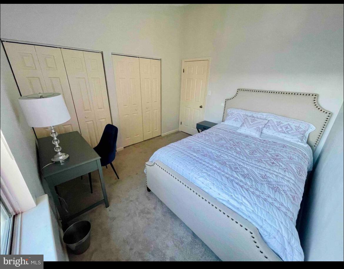 OLD FARM STATION - Residential Lease