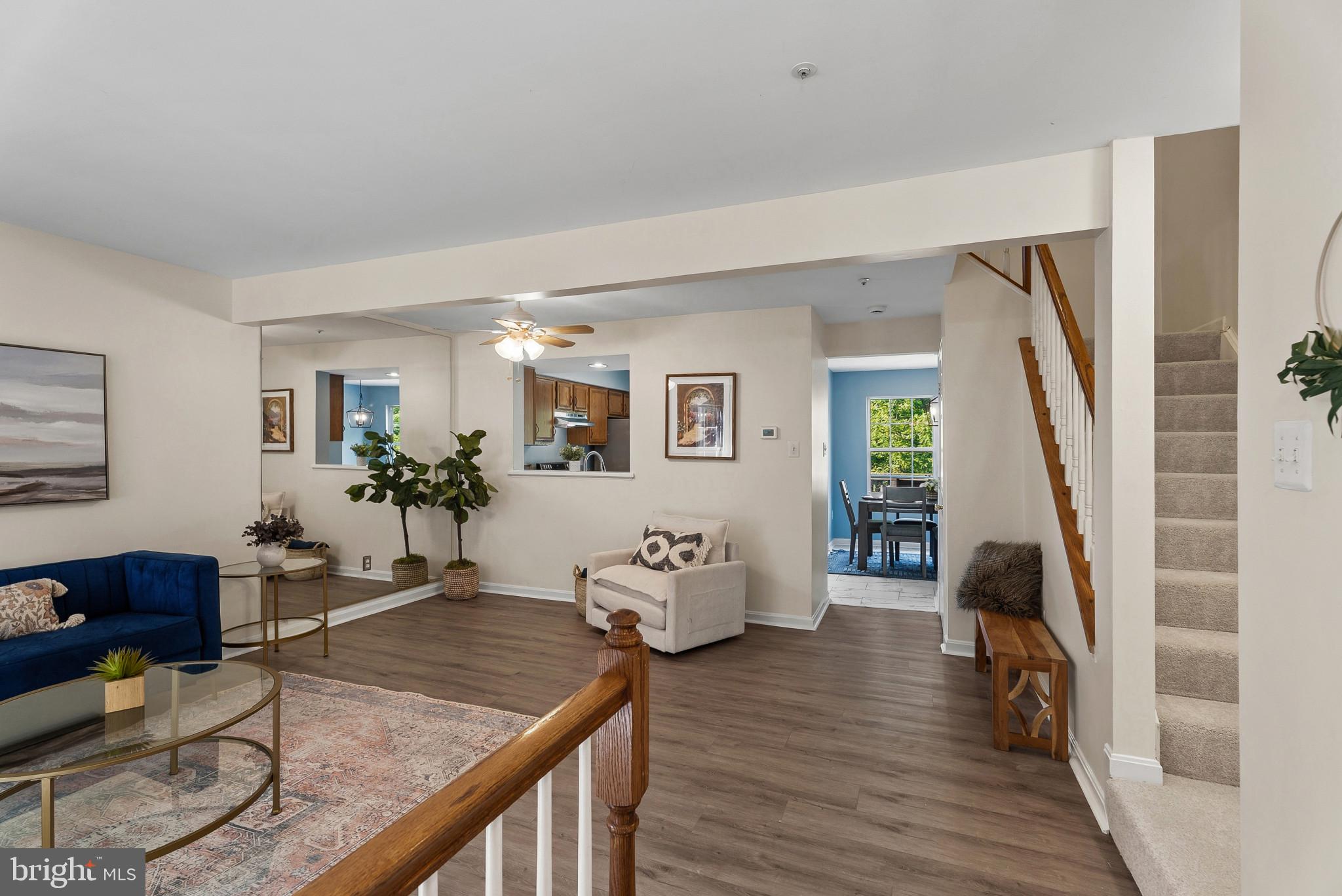 HUNTERS CROSSING - Residential