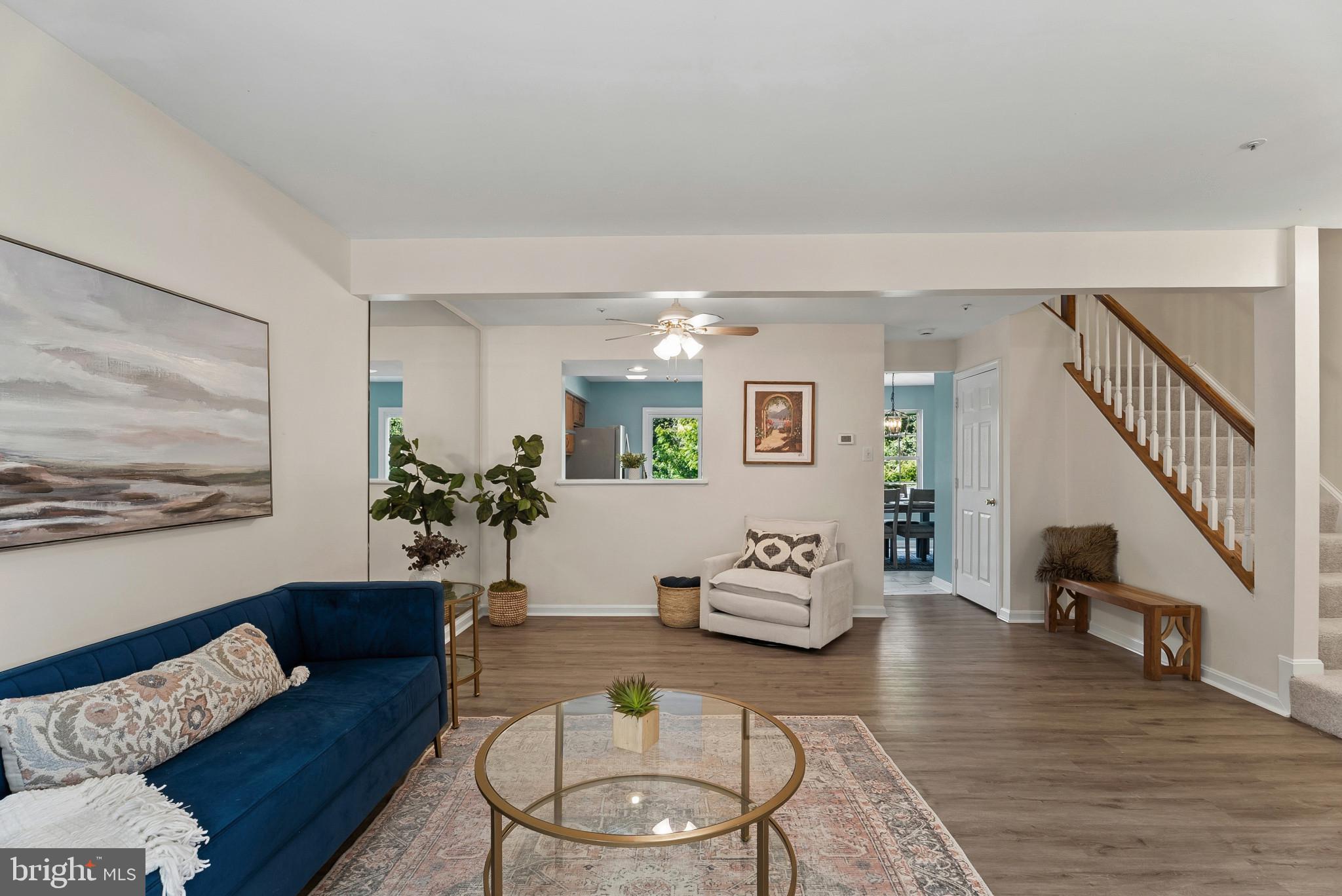 HUNTERS CROSSING - Residential