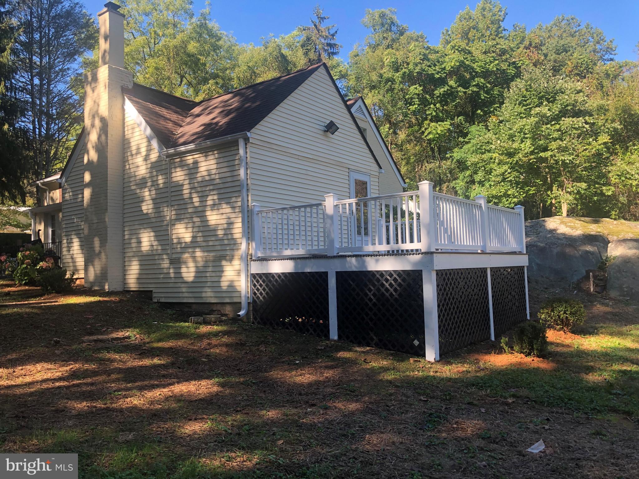 VALLEVUE - Residential Lease