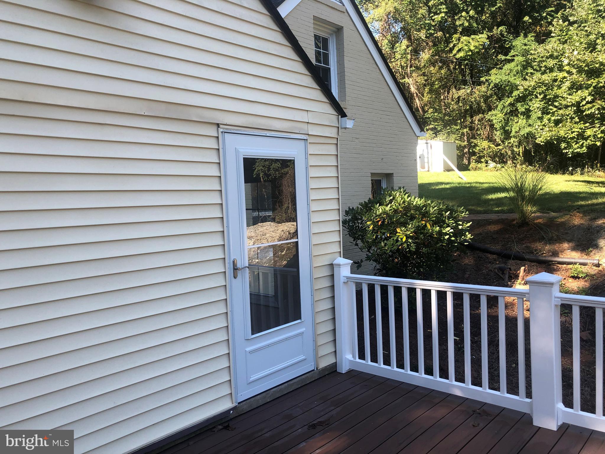 VALLEVUE - Residential Lease