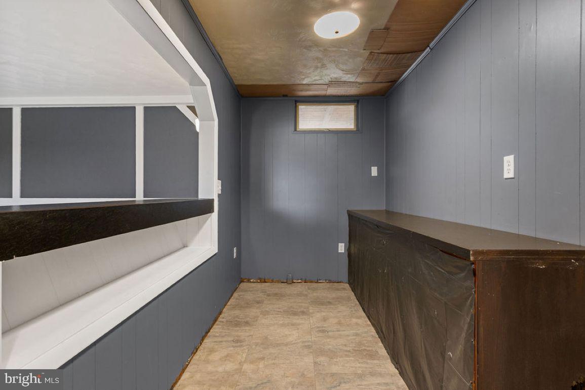 NONE, RURAL - Residential